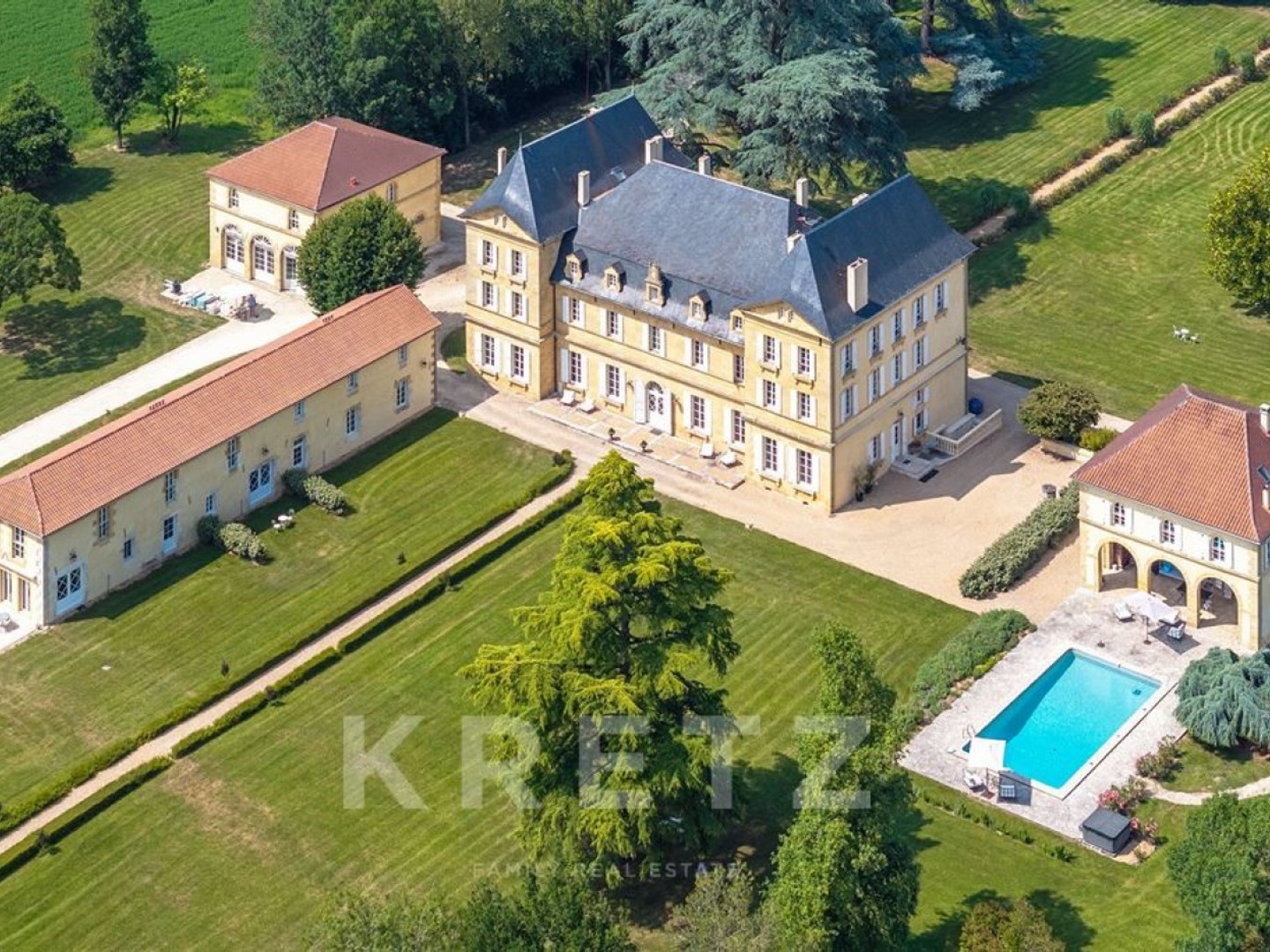 Duplex de 177 m² au sein d'un château d'exception