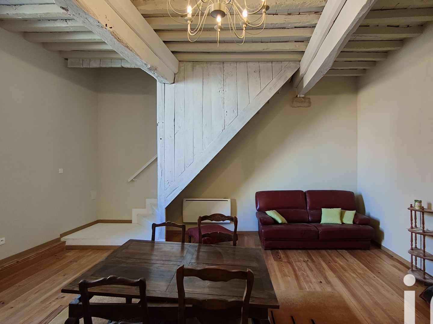 Maison 11 pièces 292 m²