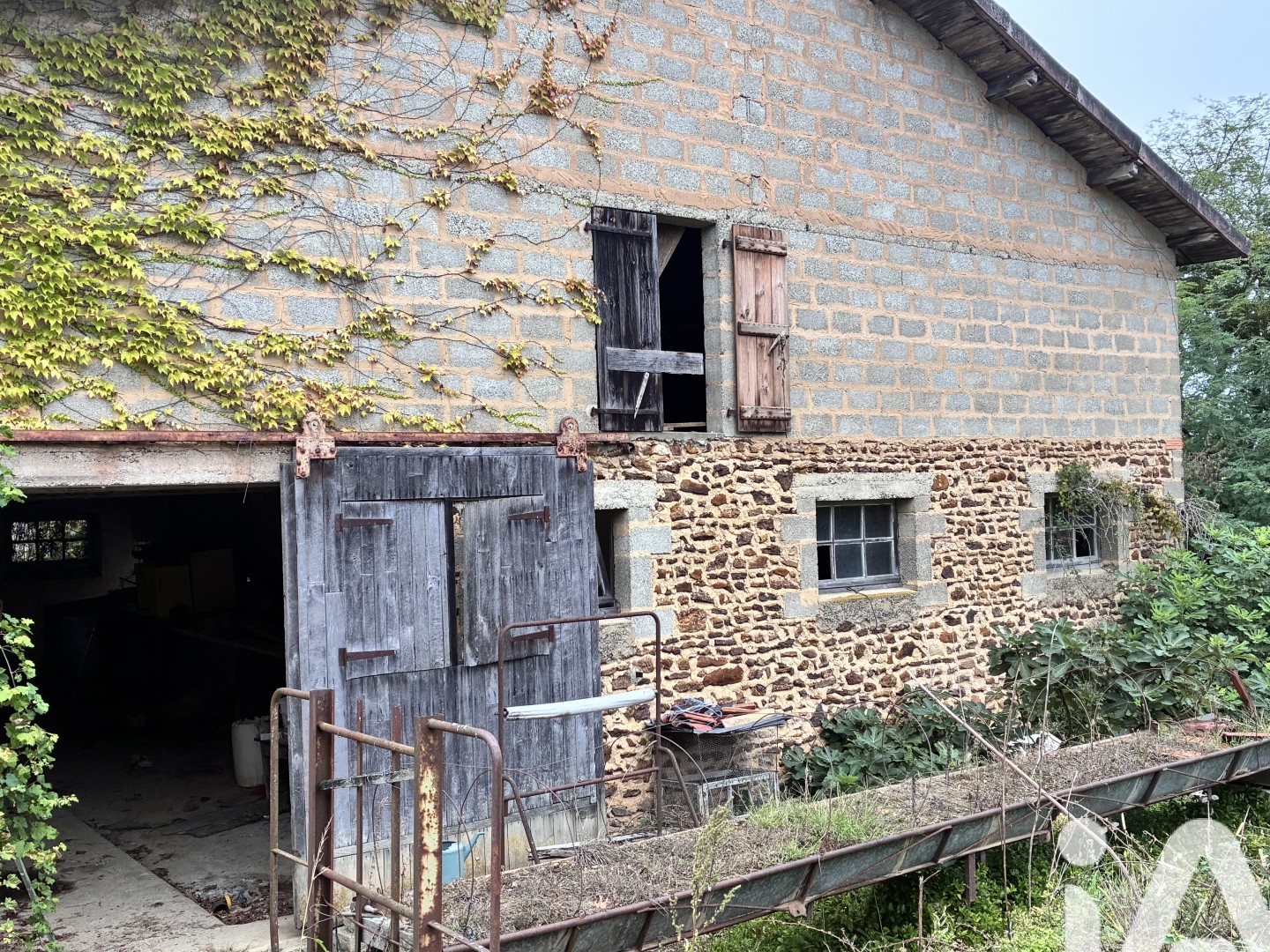 Maison 3 pièces 230 m²