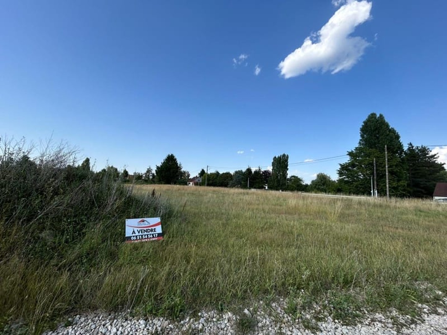 Terrain 1913 m²