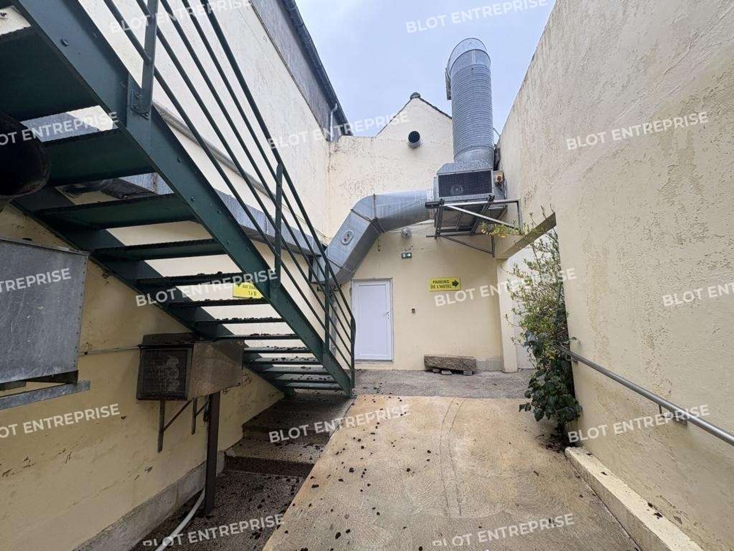 Immeuble à vendre - 1950m2 - Sizun (29450)