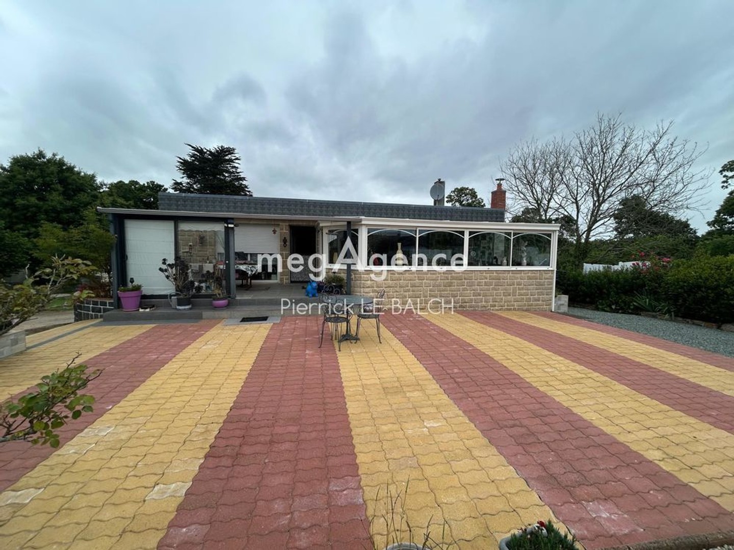 Immeuble à vendre - 7 pièces - 151m2 - Ploubezre (22300)