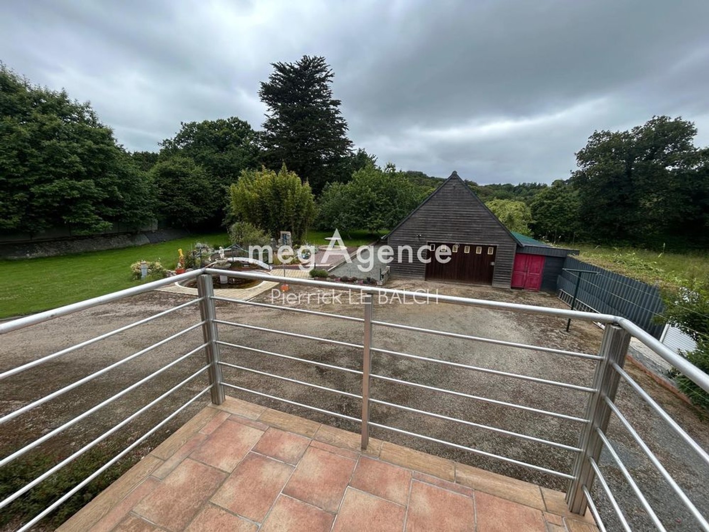 Immeuble à vendre - 7 pièces - 151m2 - Ploubezre (22300)