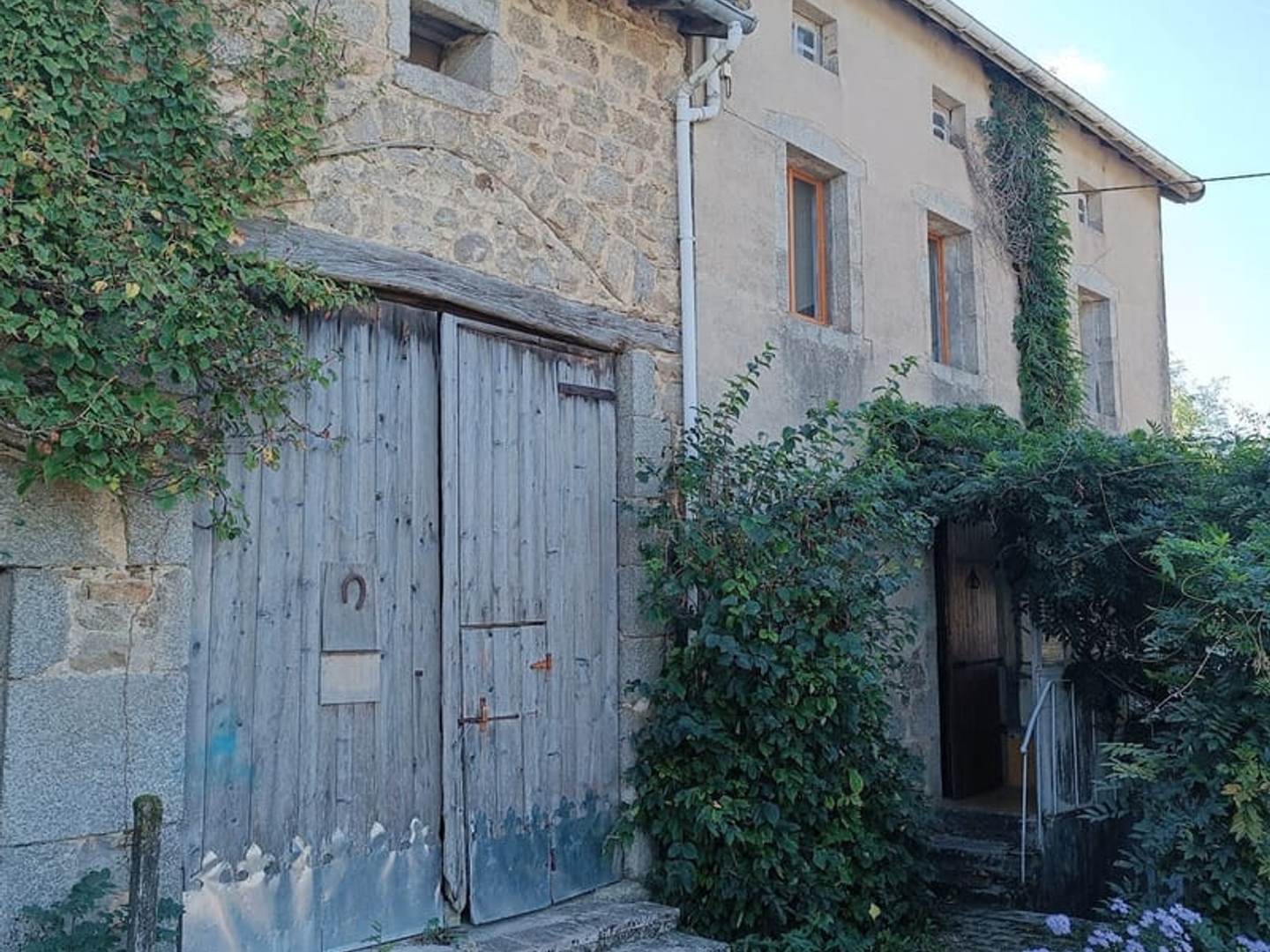 Maison à vendre - 6 pièces - 110m2 - Lachaux (63290)
