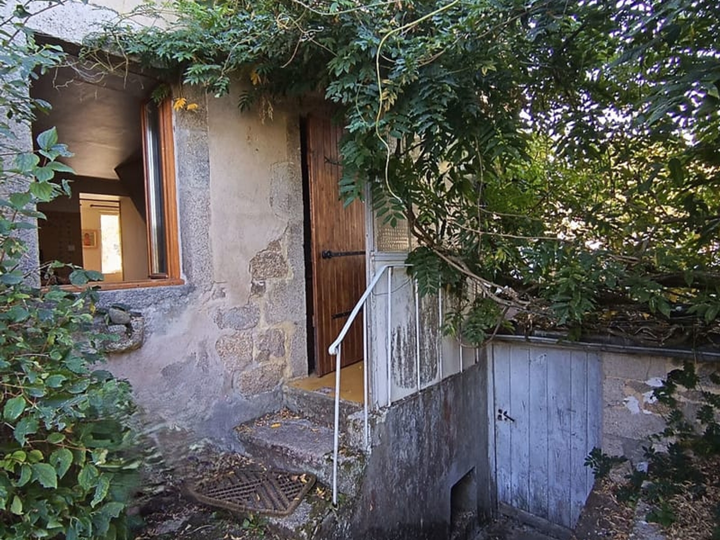 Maison à vendre - 6 pièces - 110m2 - Lachaux (63290)