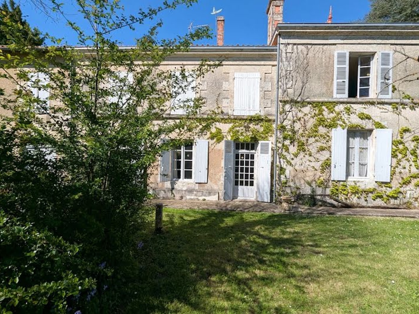 Maison 5 pièces 239 m²