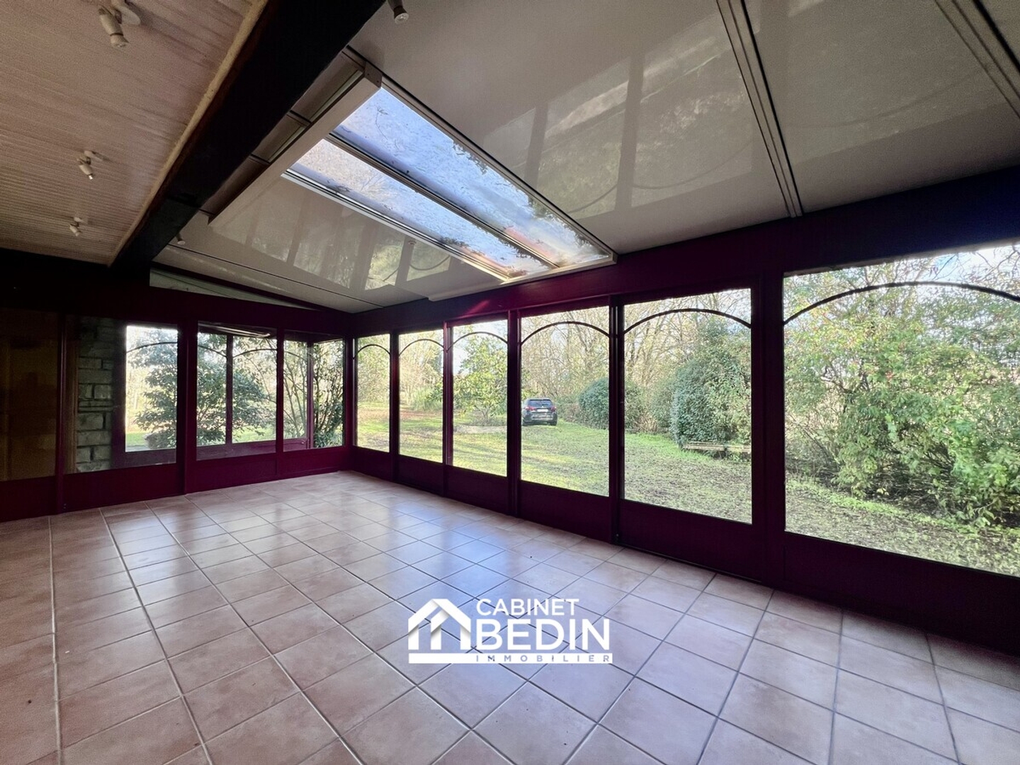 Maison à vendre - 9 pièces - 226m2 - Saint-Loubès (33450)