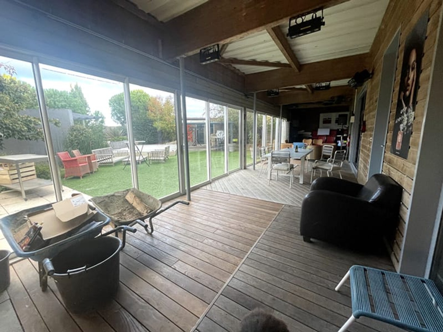 Local commercial 360 m²