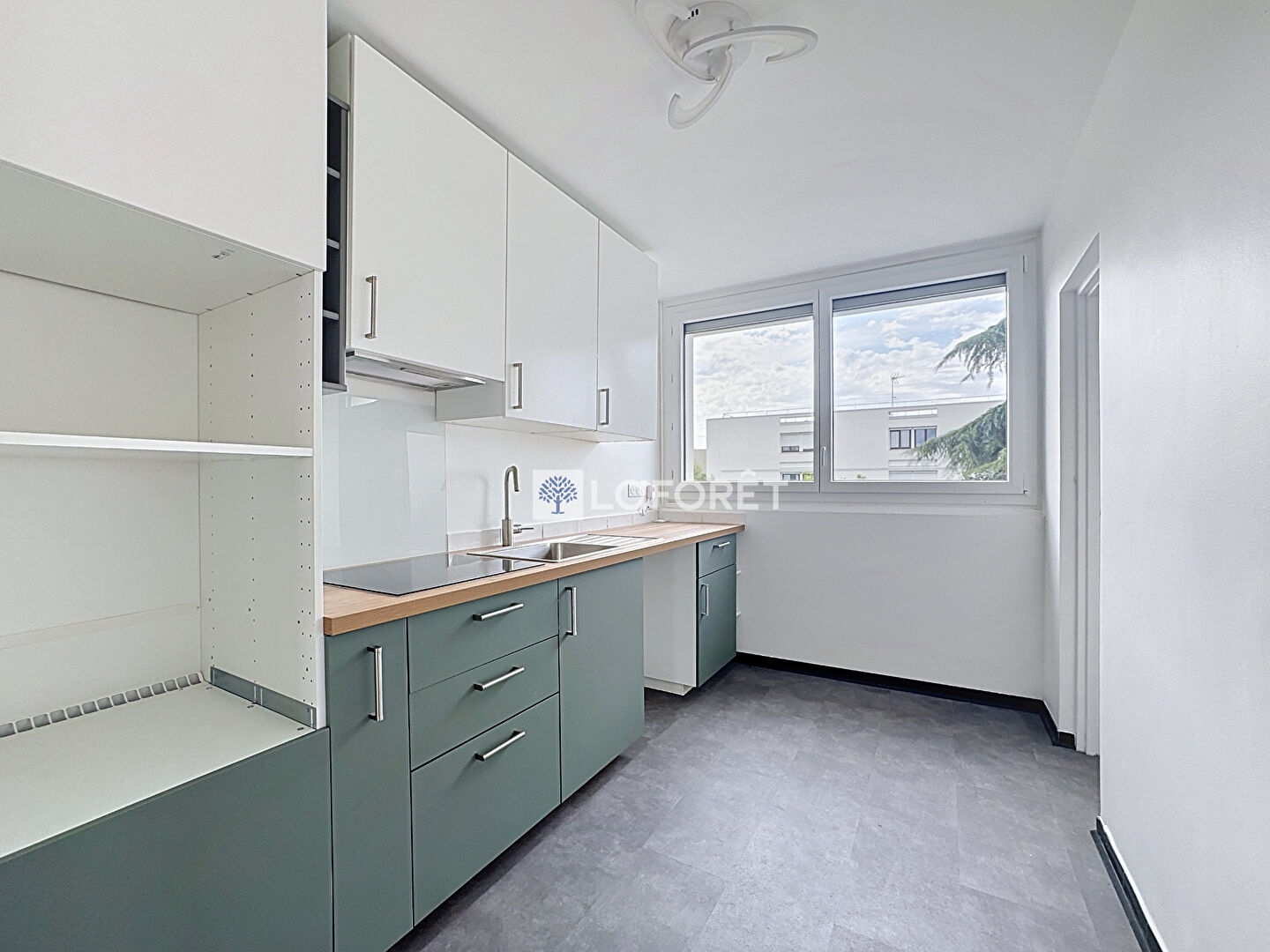Appartement à vendre - 5 pièces - 91m2 - Saint-Cyr-L'école (78210)