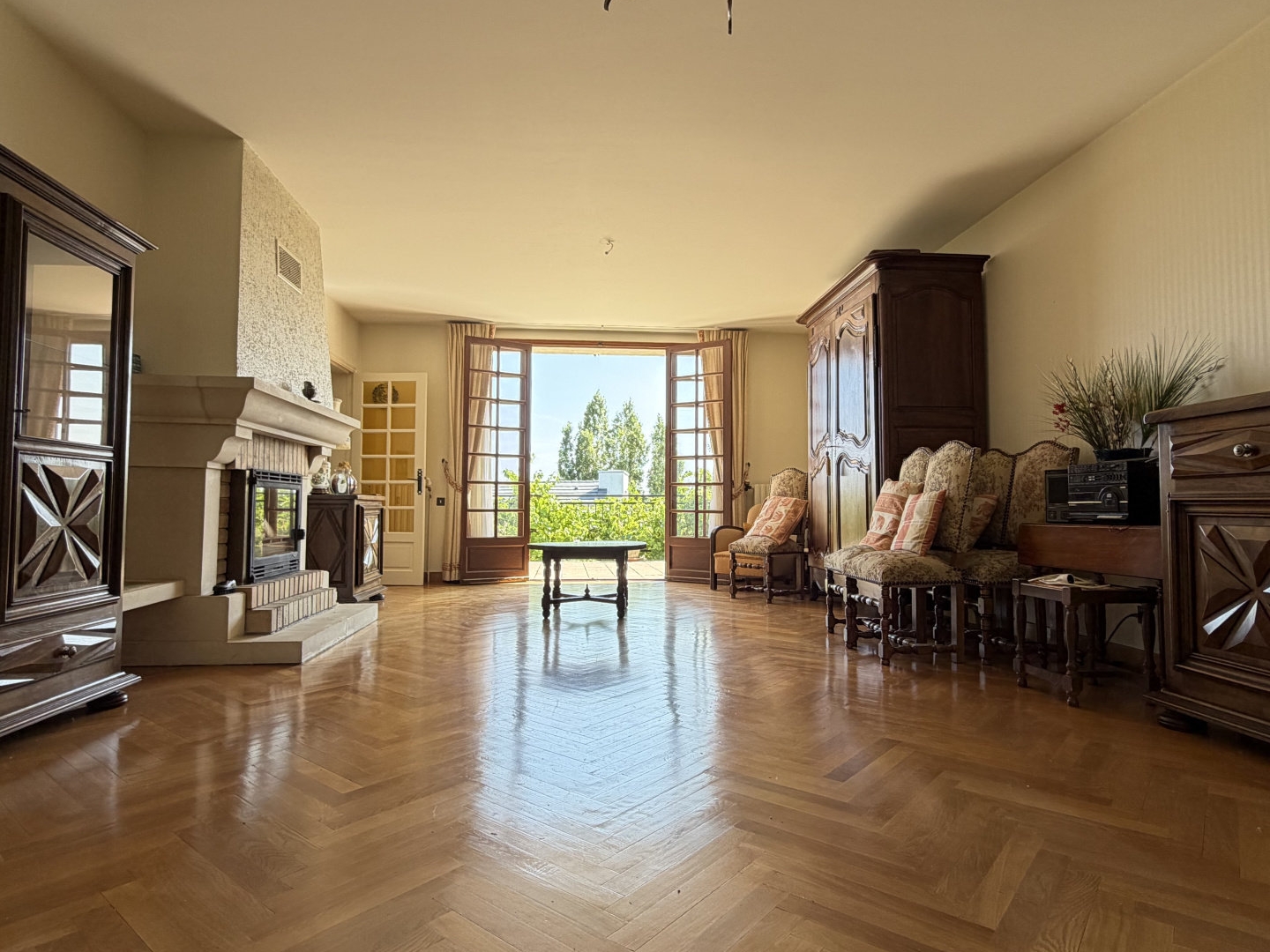 Maison à vendre - 10 pièces - 280m2 - Romagnat (63540)