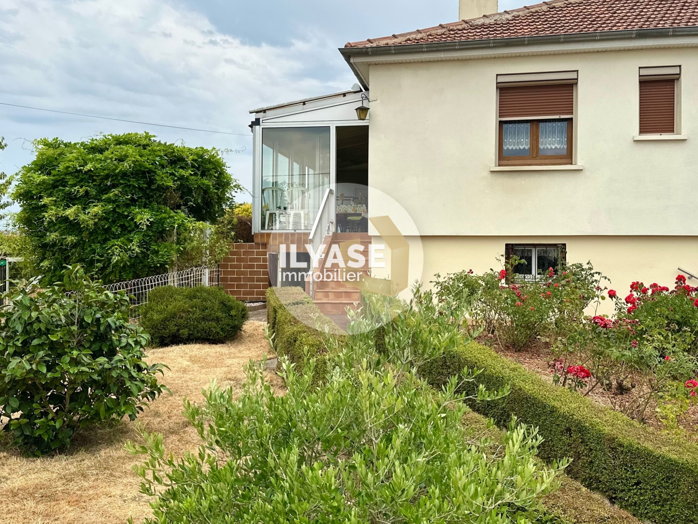 Maison à vendre - 5 pièces - 82m2 - Saint-Rémy (71100)
