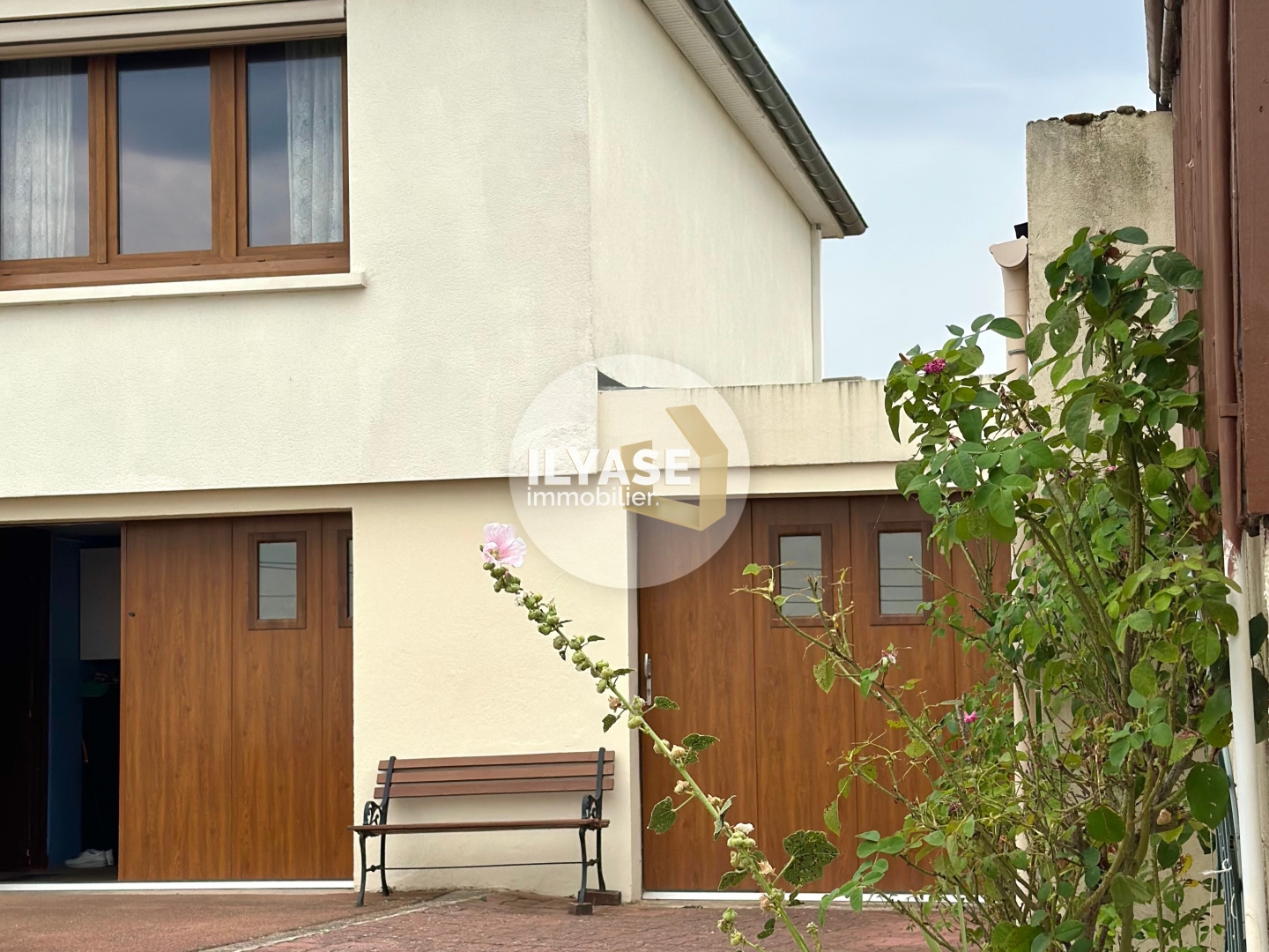 Maison à vendre - 5 pièces - 82m2 - Saint-Rémy (71100)
