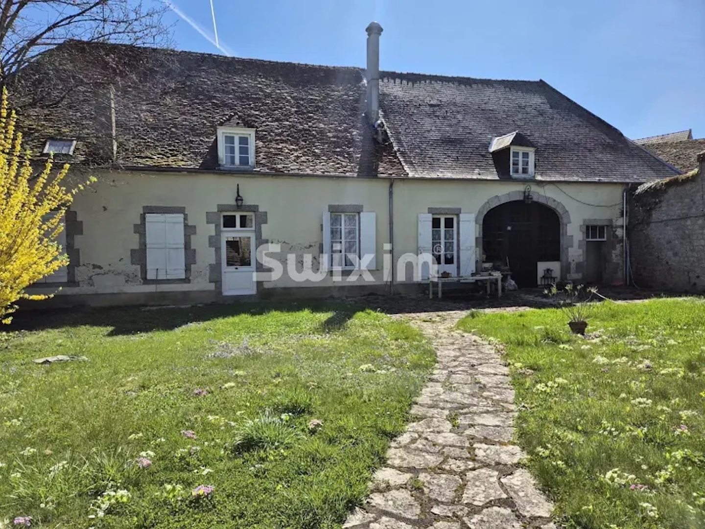 Maison à vendre - 10 pièces - 336m2 - Lormes (58140)