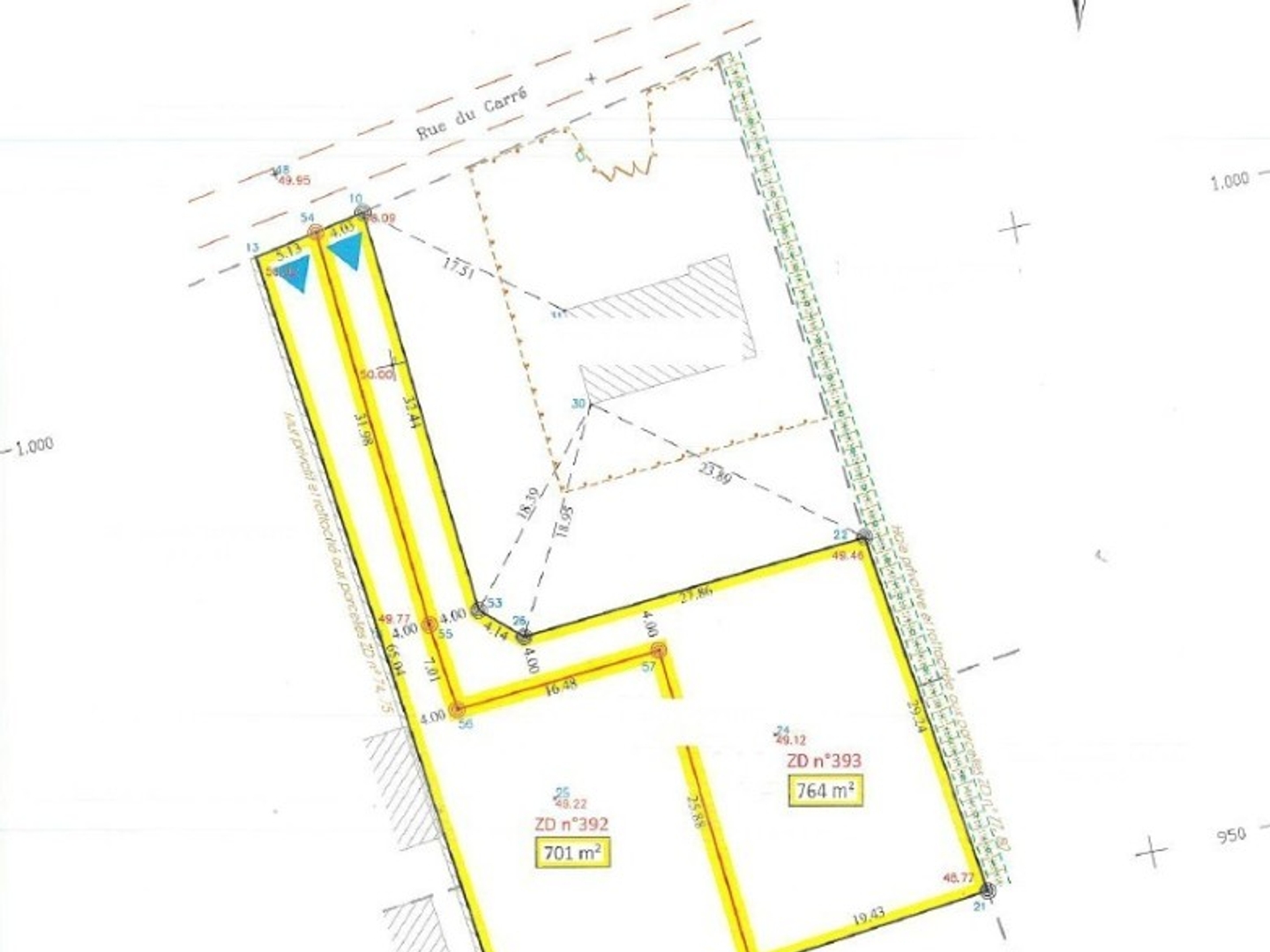 Terrain 701 m²