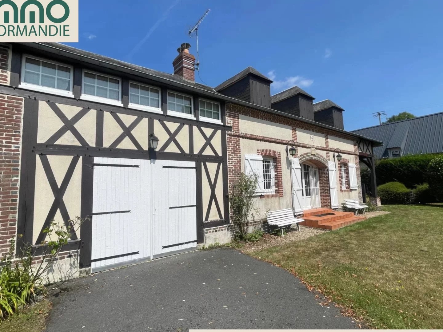 Charmante maison familiale sur terrain de 3 800 m²