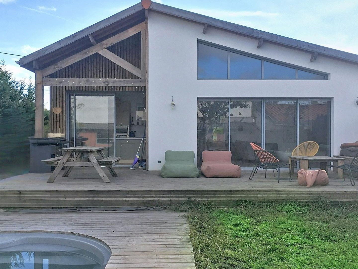 RENOVATION DE QUALITE POUR CETTE MAISON FAMILIALE DE 102 M2 IDEALEMENT PLACEE