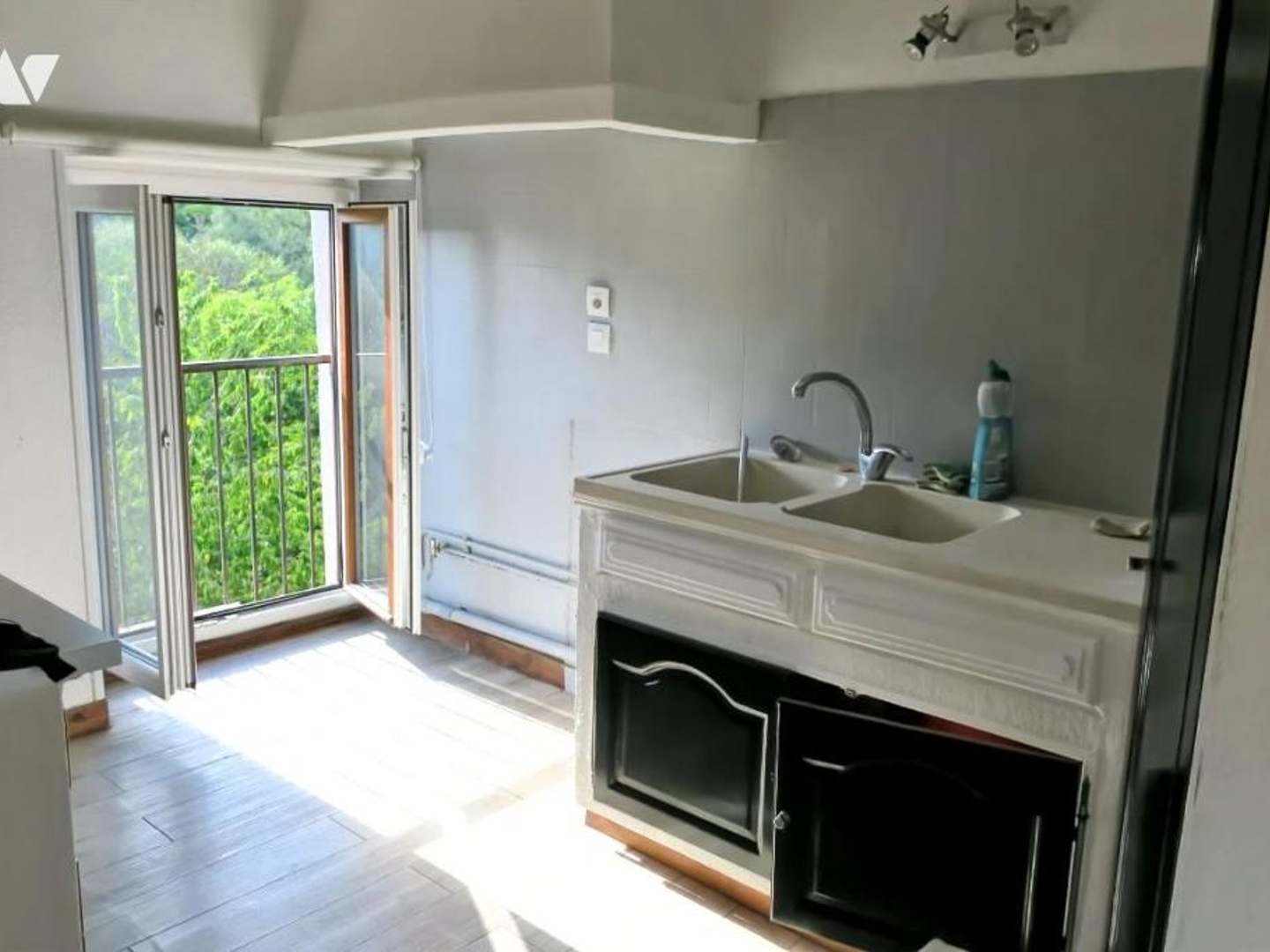 Appartement à vendre - 2 pièces - 57m2 - Bourges (18000)