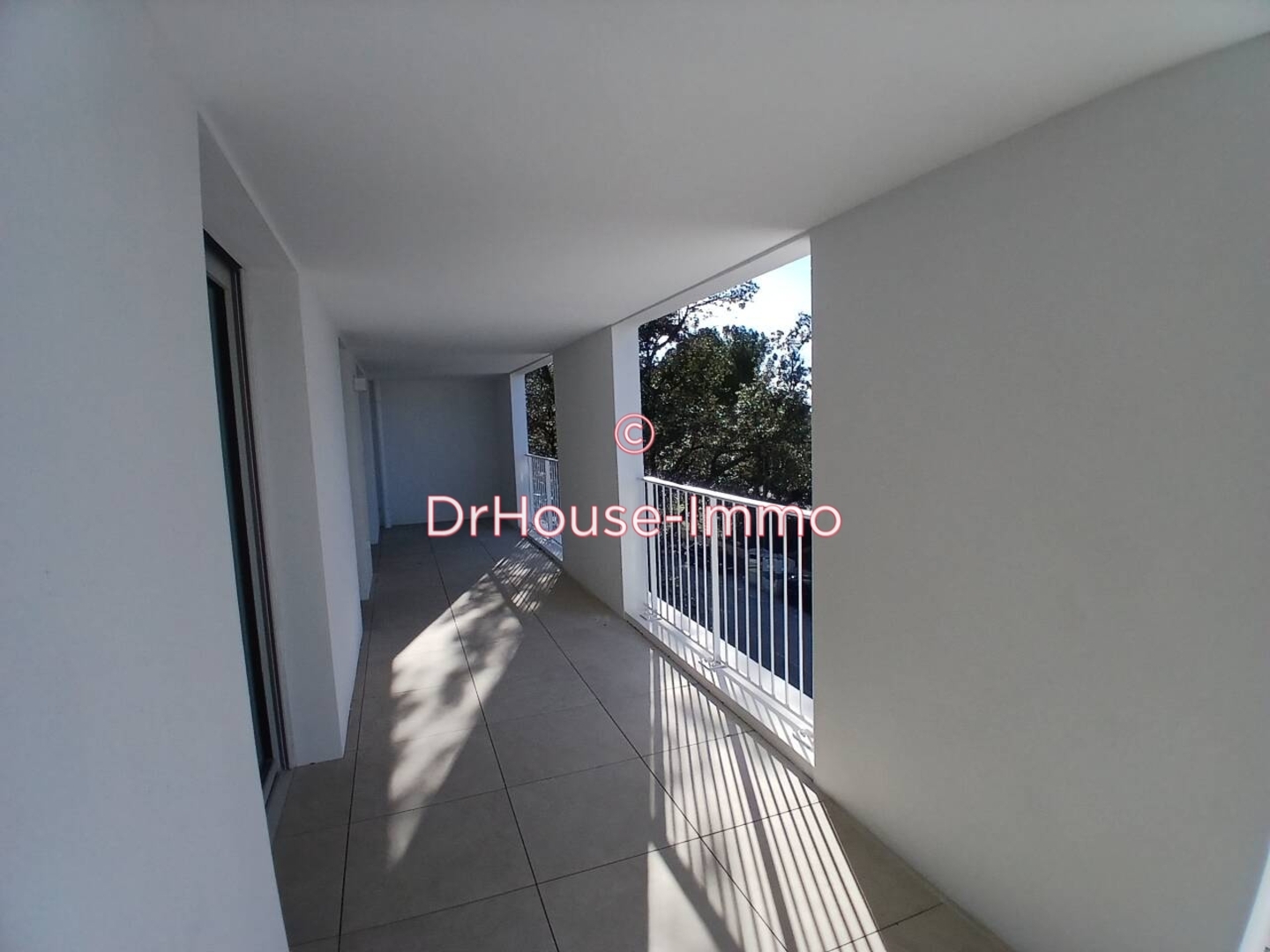 Appartement à vendre - 4 pièces - 94m2 - Marseille 10e (13010)