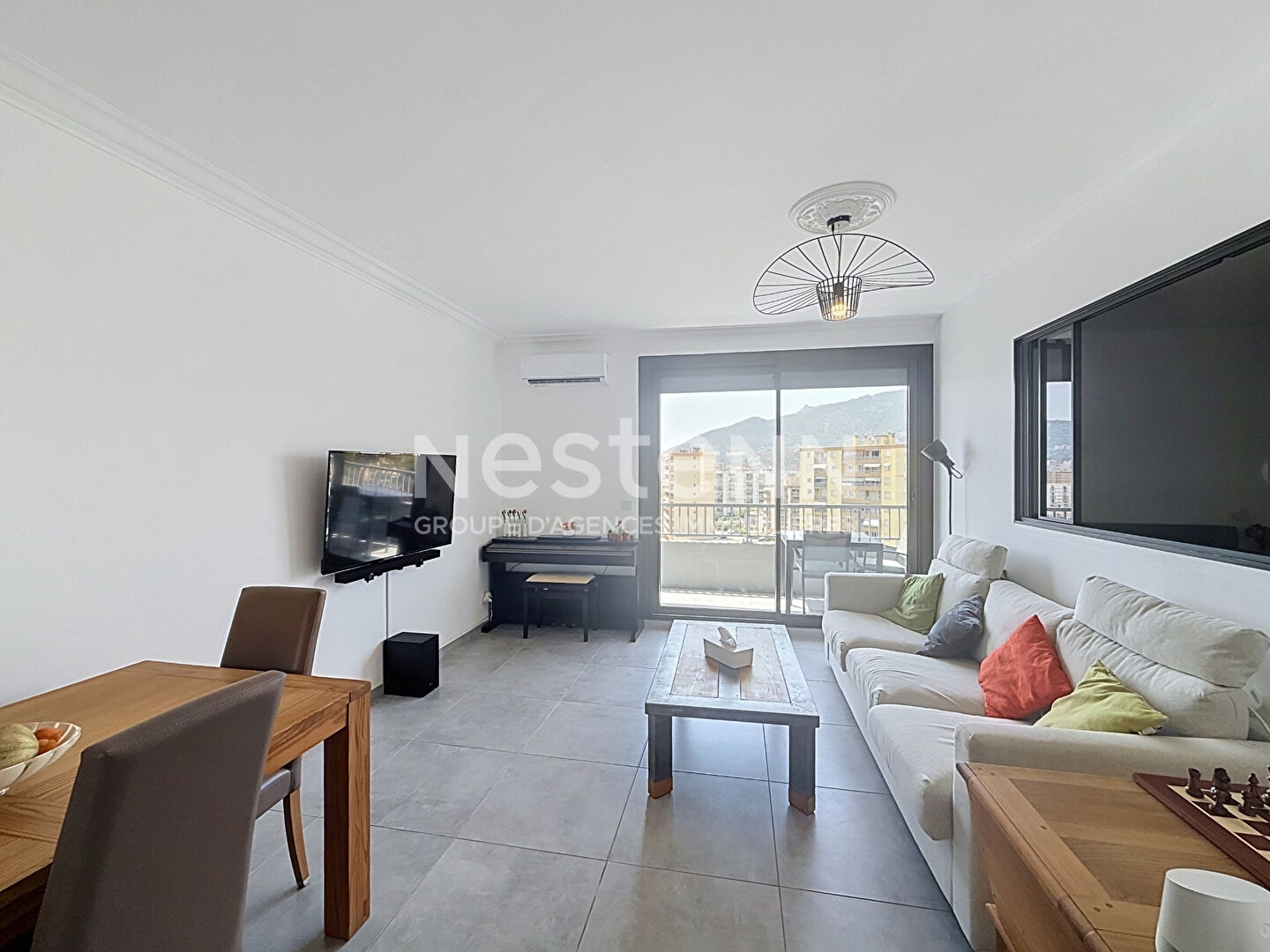 À VENDRE !Superbe T4 entièrement rénové avec vue panoramique sur le golfe d'Ajaccio