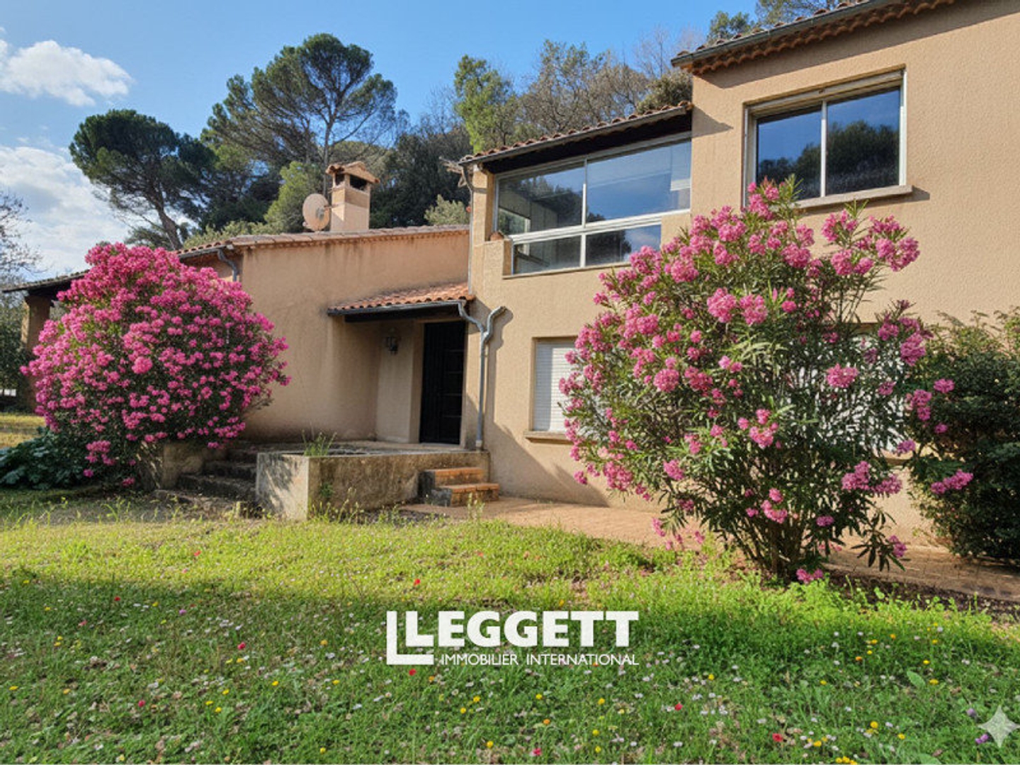Maison 7 pièce(s), BAGNOLS-SUR-CÈZE