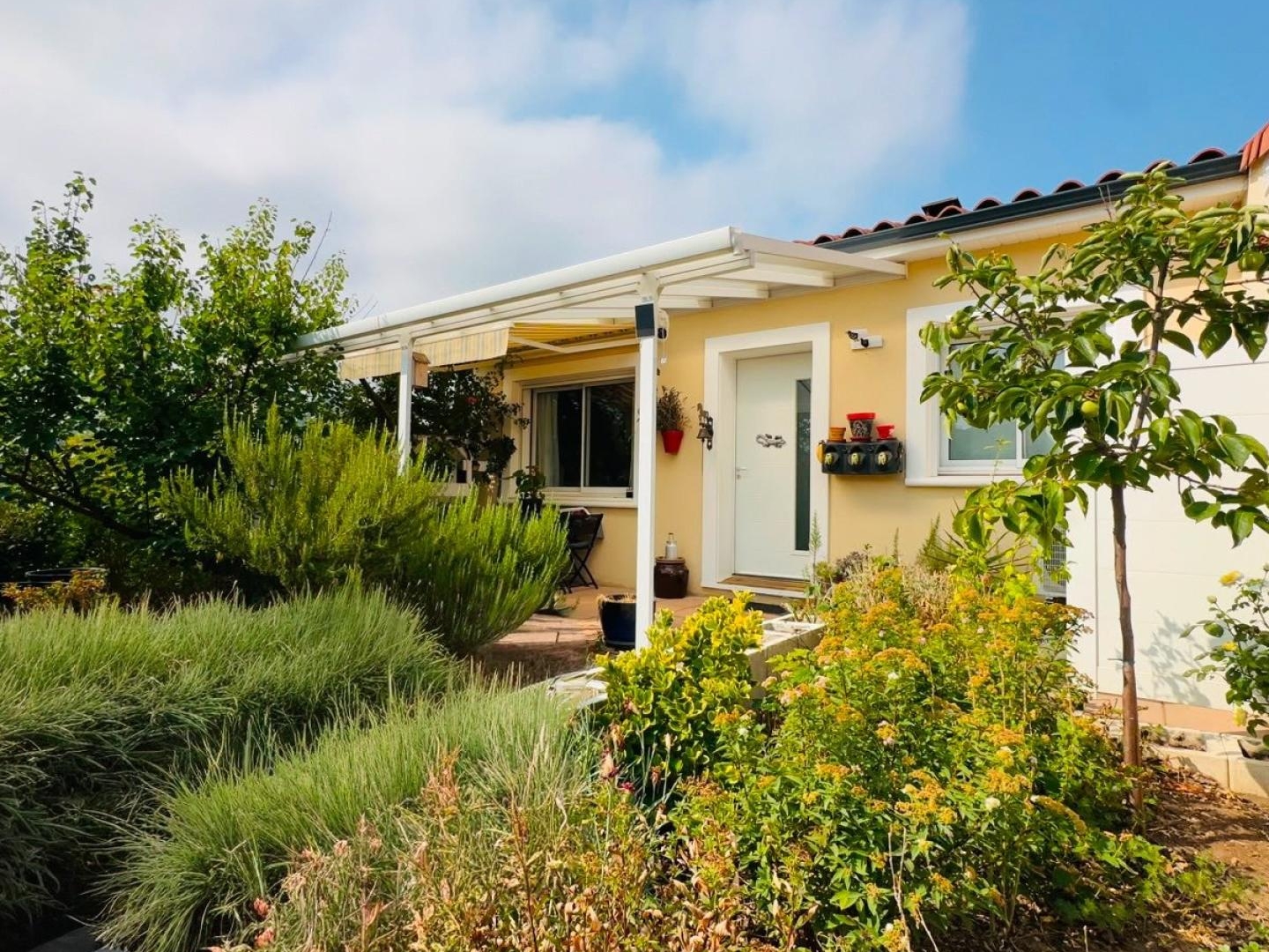 Une villa de plain-pied moderne, économe en énergie et prête à vivre, dans un environnement calme à Bédarieux.