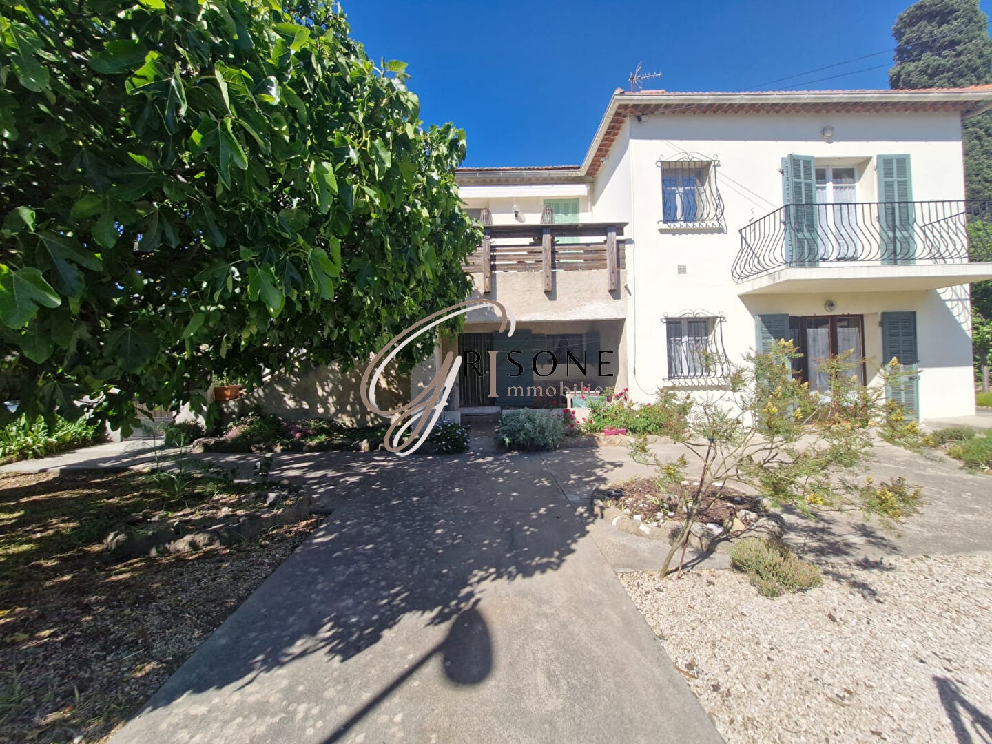 Appartement / Maison de 115 m² à 400m du Port du Brusc à Six-Fours