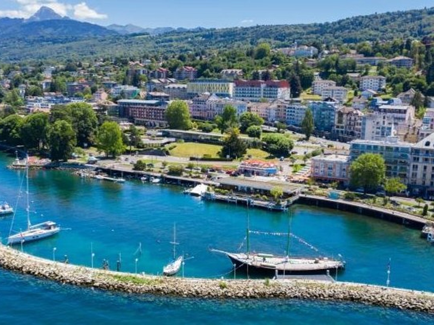 Vue Leman Haute Savoie Hôtel
