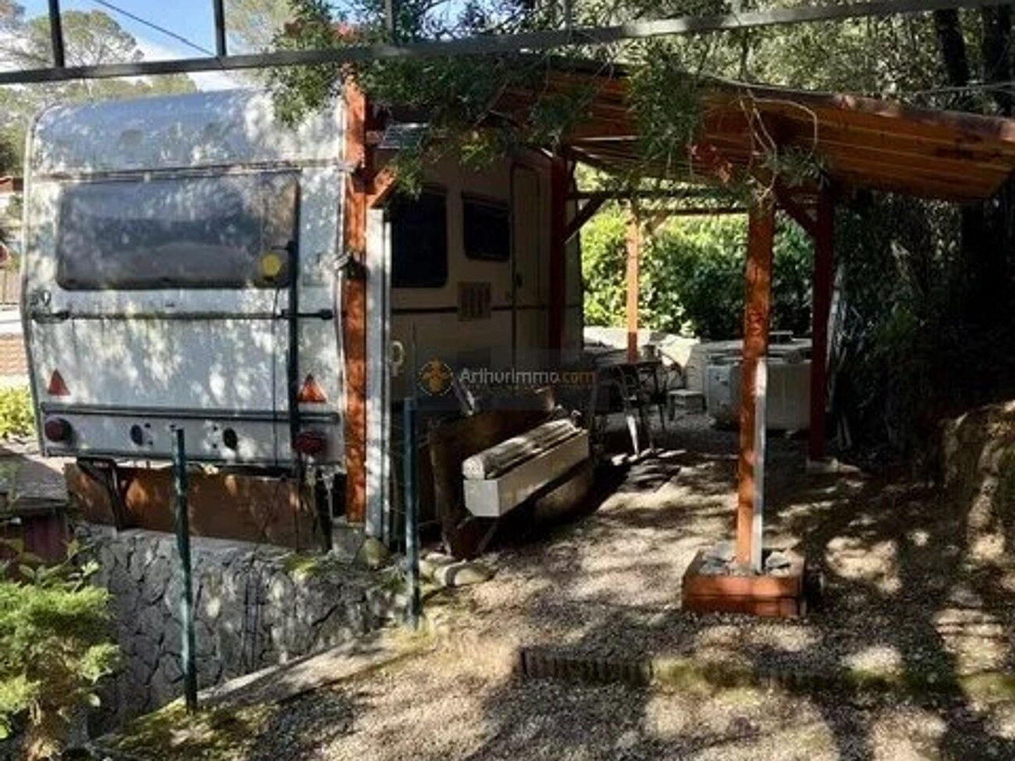Terrain à vendre - 238m2 - Fréjus (83600)