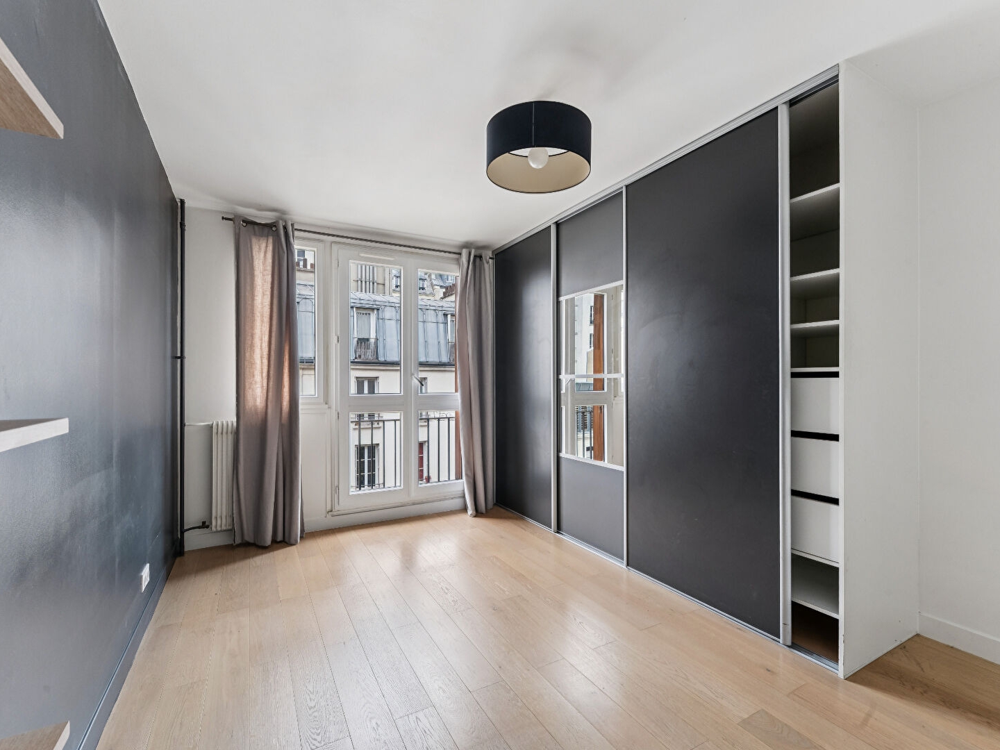 Appartement à vendre - 2 pièces - 41m2 - Paris 18e (75018)