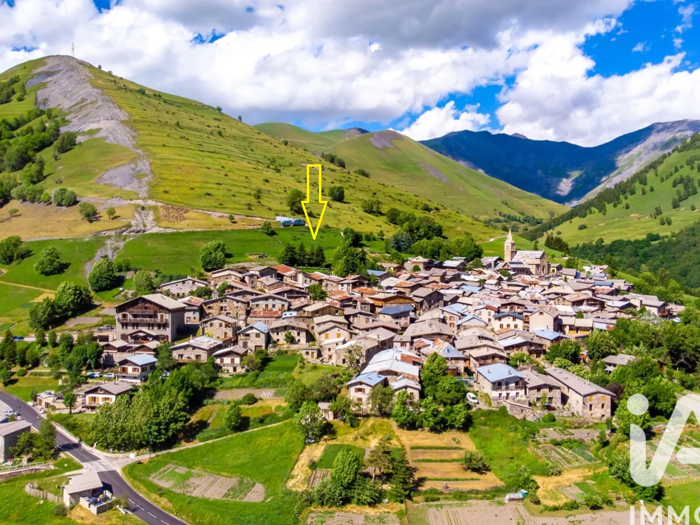 Terrain 557 m²