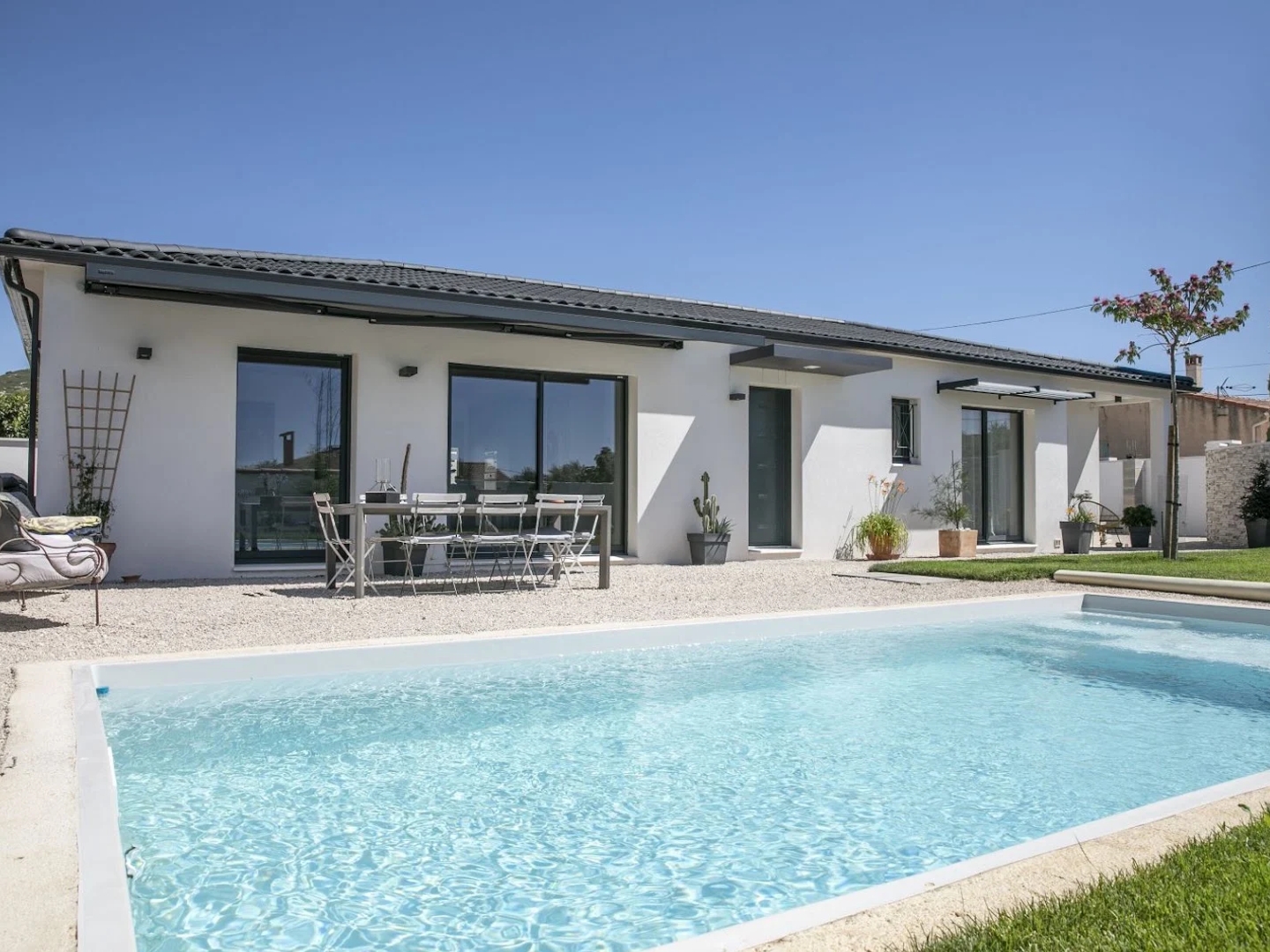 Maison à vendre - 4 pièces - 95m2 - Charleval (13350)