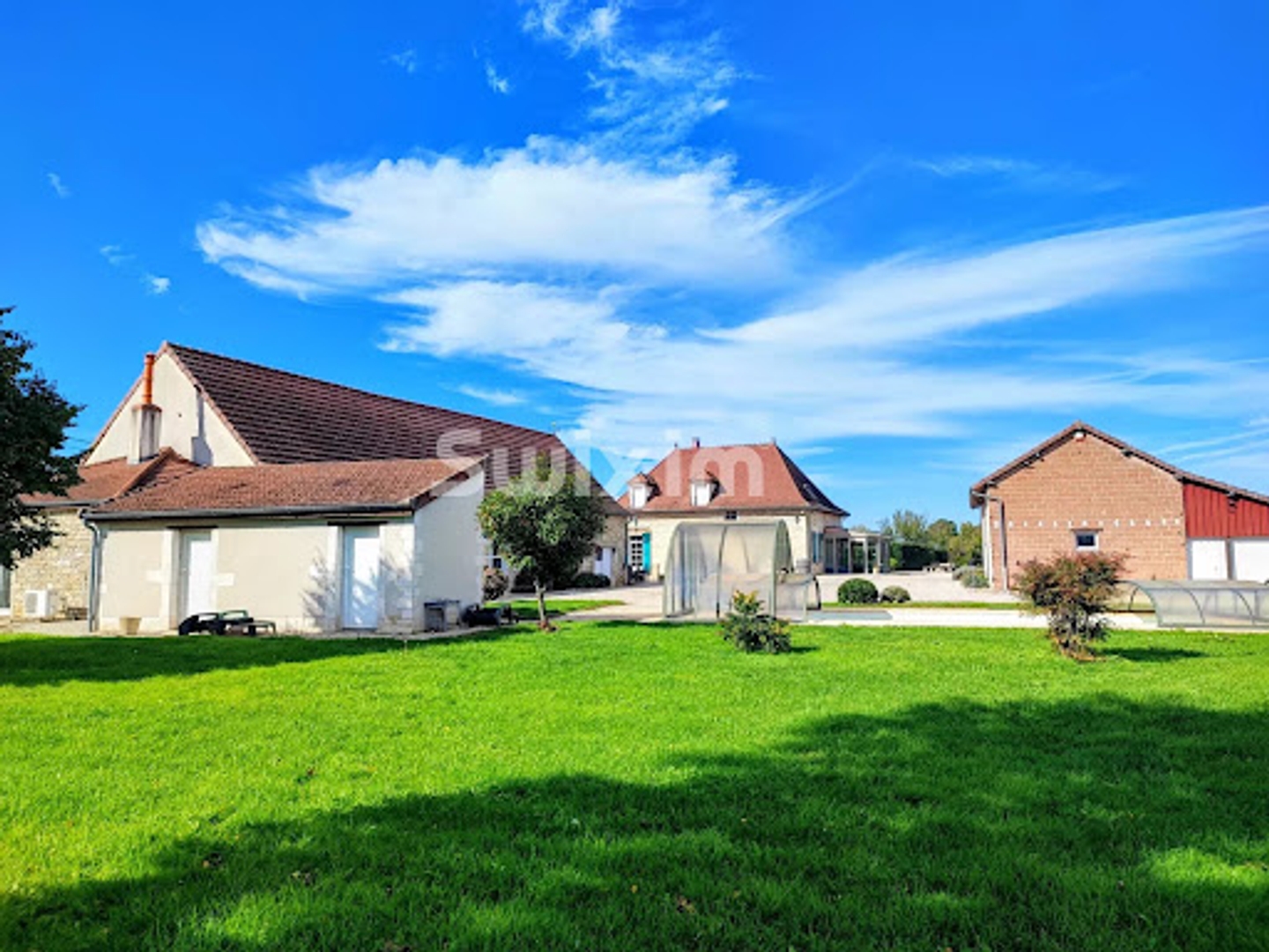 Maison à vendre - 5 pièces - 194m2 - Demigny (71150)