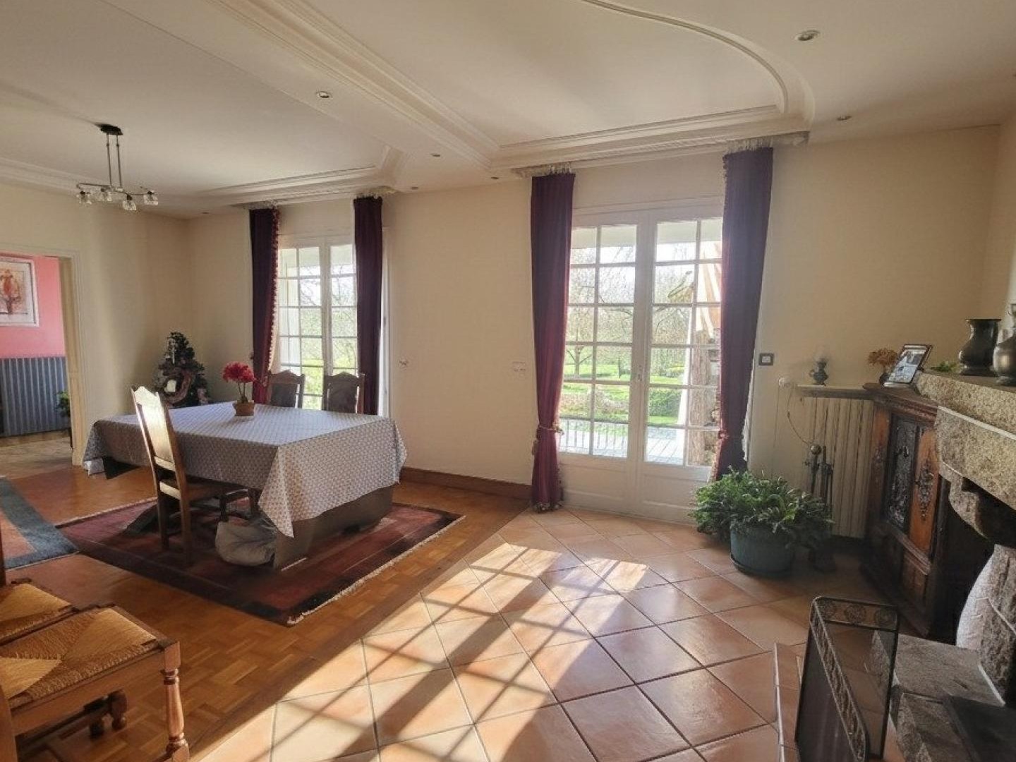 Maison à vendre - 7 pièces - 160m2 - Forges De Lanouée (56120)