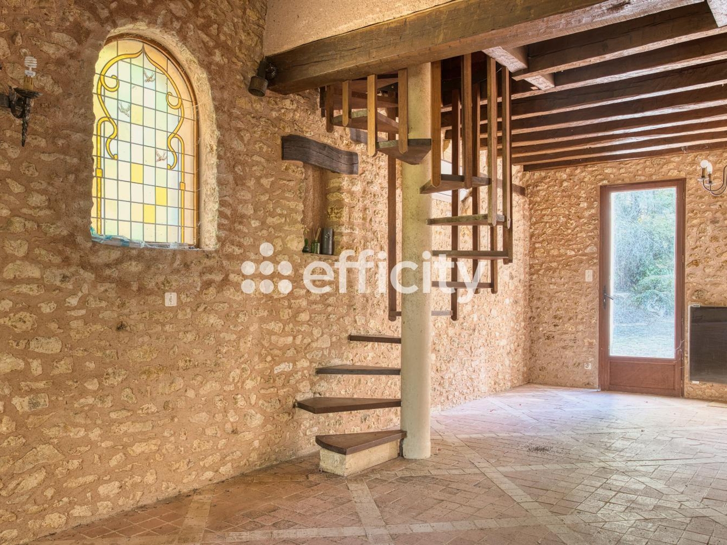 Maison à vendre - 7 pièces - 200m2 - Sanilhac (24660)