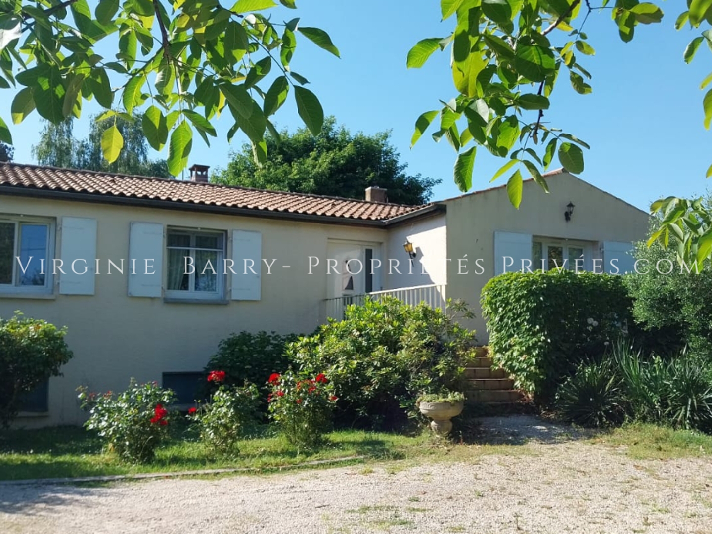 BELLE MAISON T6 AVEC PARC ARBORÉ ET PISCINE