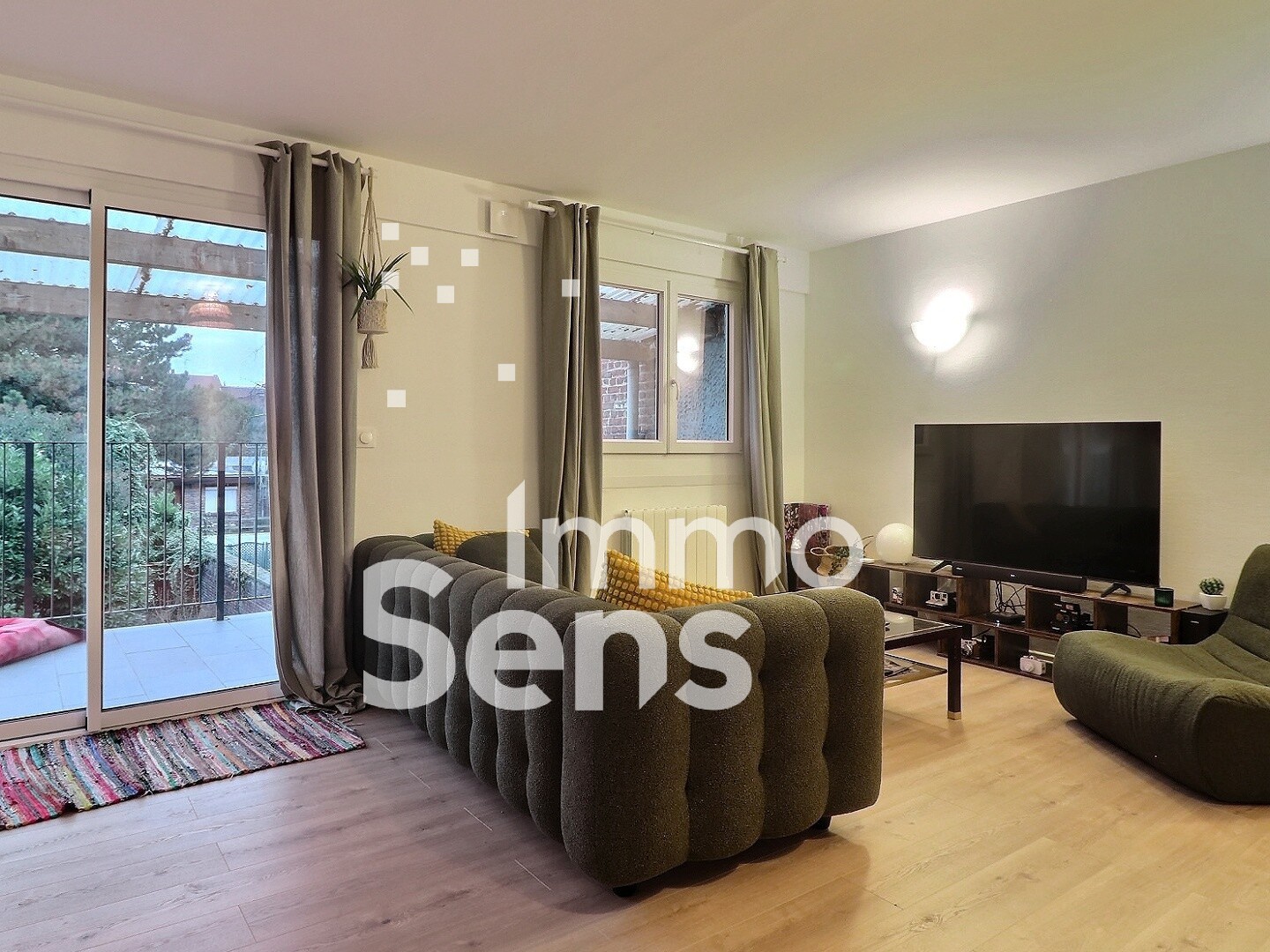 Immeuble à vendre - 184m2 - Loos (59120)