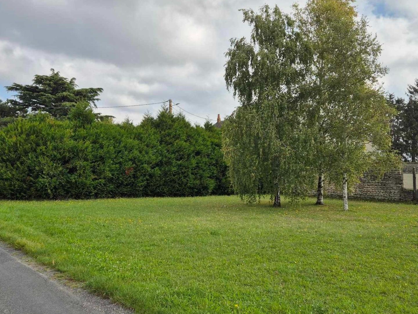 Terrain constructible de 755 m²