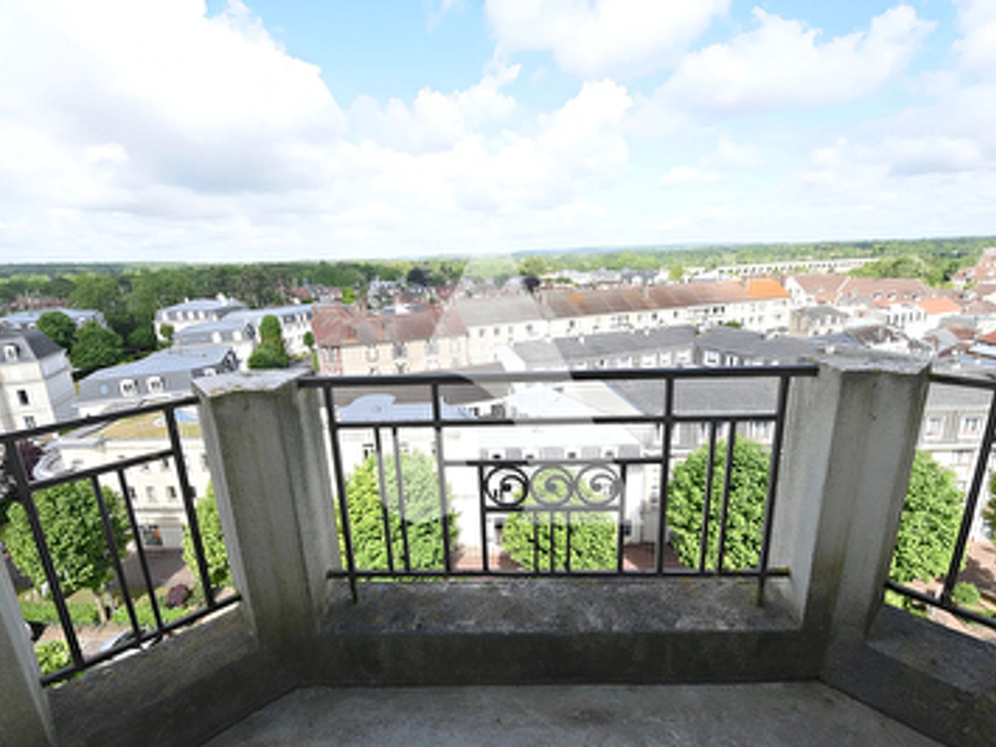 Appartement à vendre - 2 pièces - 46m2 - Chantilly (60500)