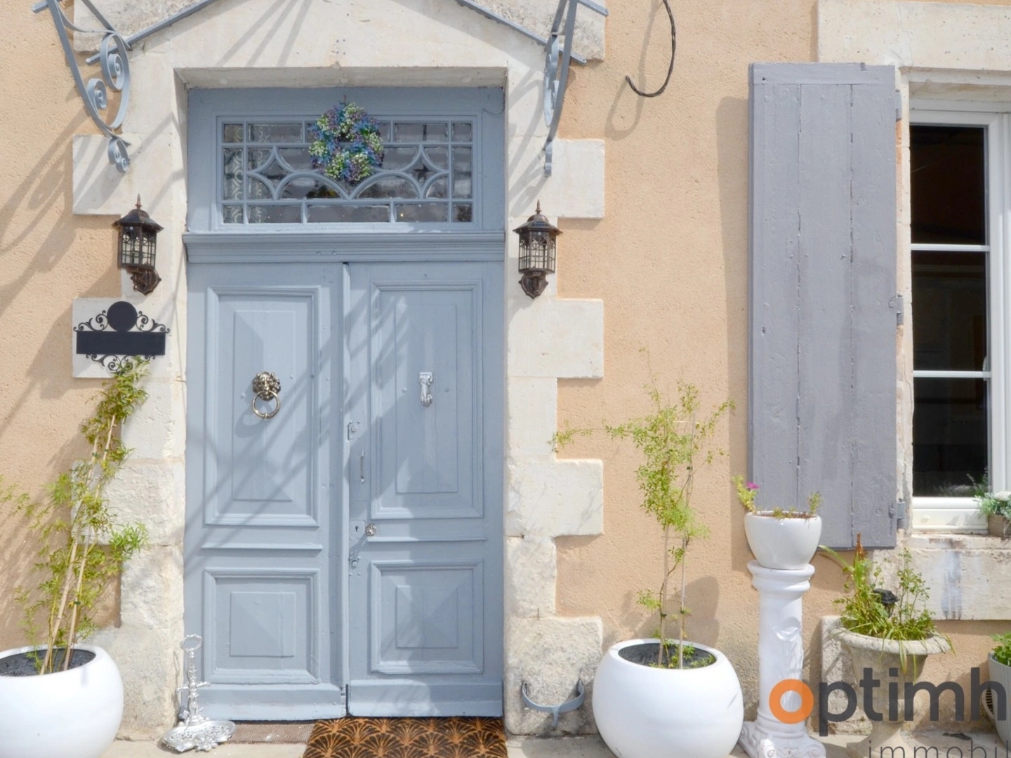 Maison à vendre - 9 pièces - 262m2 - Confolens (16500)