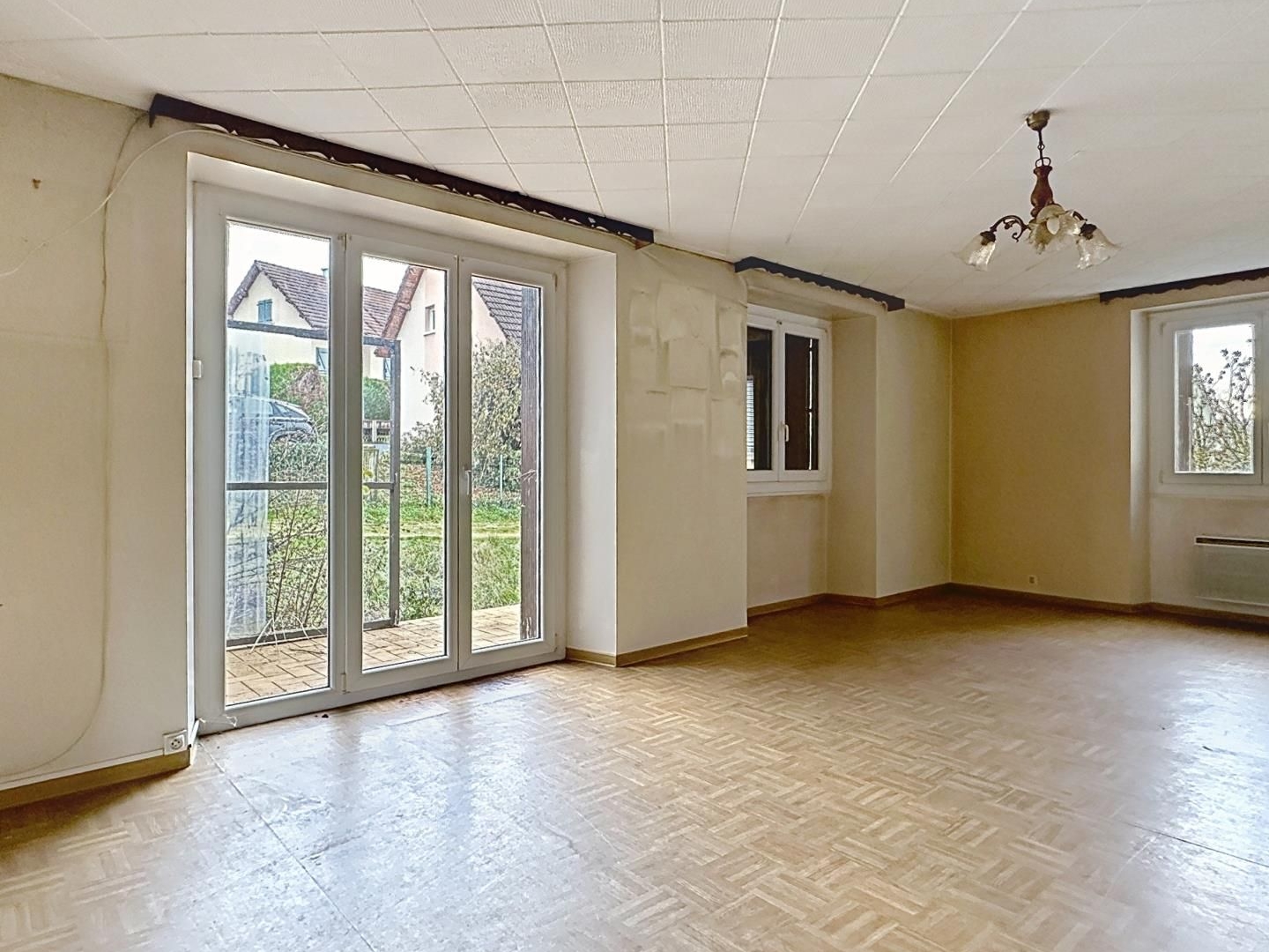 Maison 4 pièces 247 m²