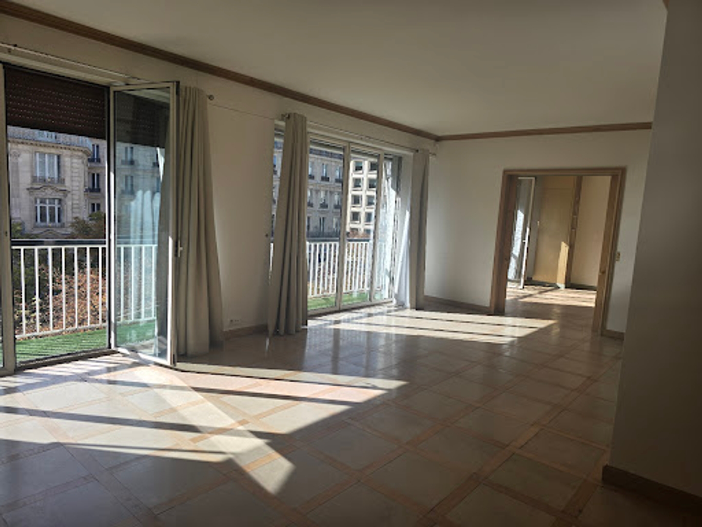 Appartement à vendre - 3 pièces - 96m2 - Paris 8e (75008)