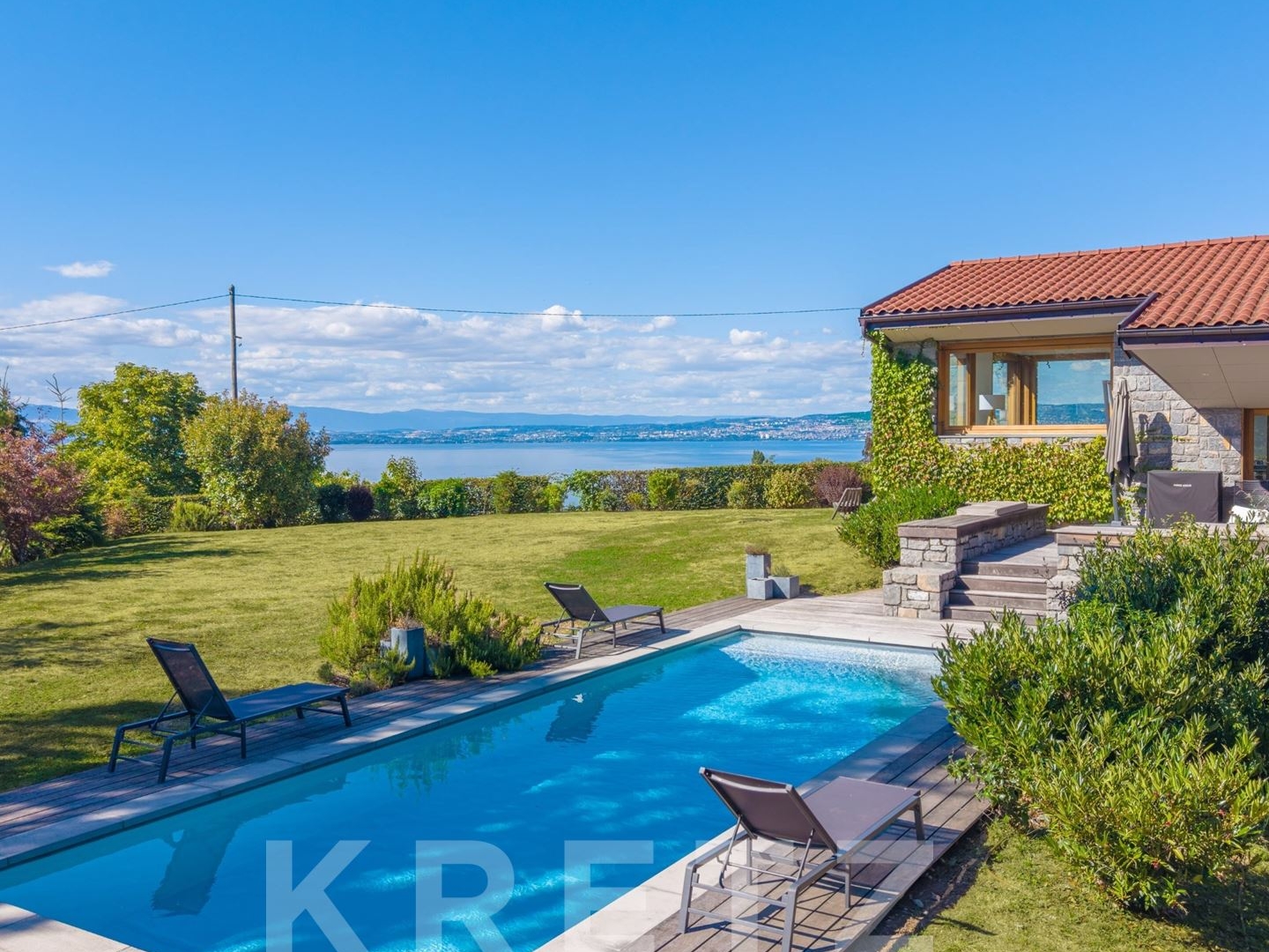 Maison à vendre - 7 pièces - 266m2 - Évian-Les-Bains (74500)