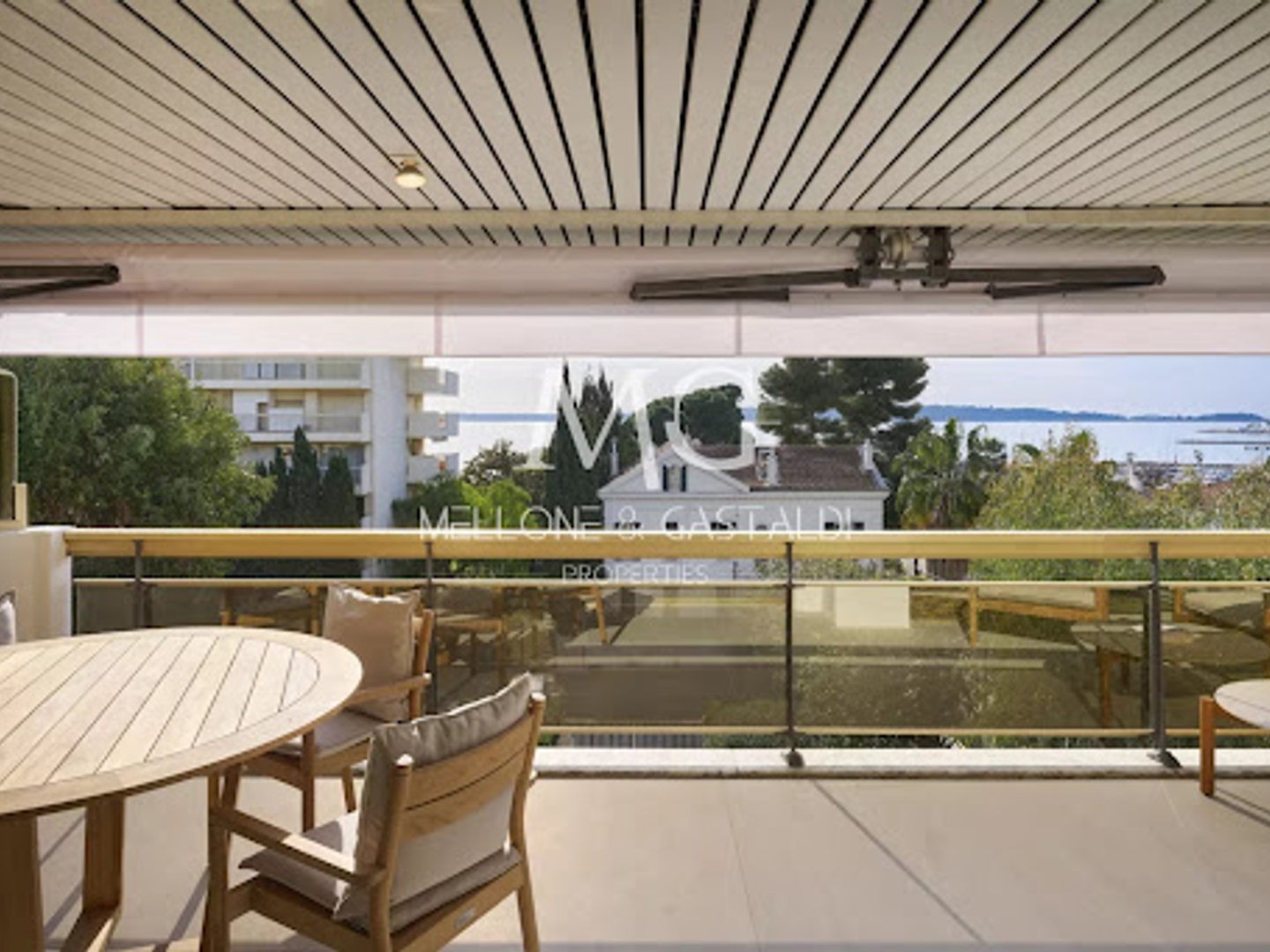 Appartement à vendre - 4 pièces - 100m2 - Cannes (06400)