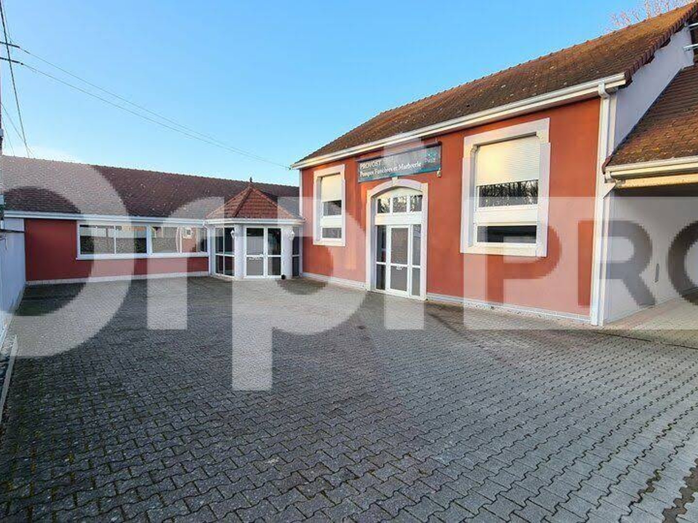 Propriété 2 pièces 1500 m²
