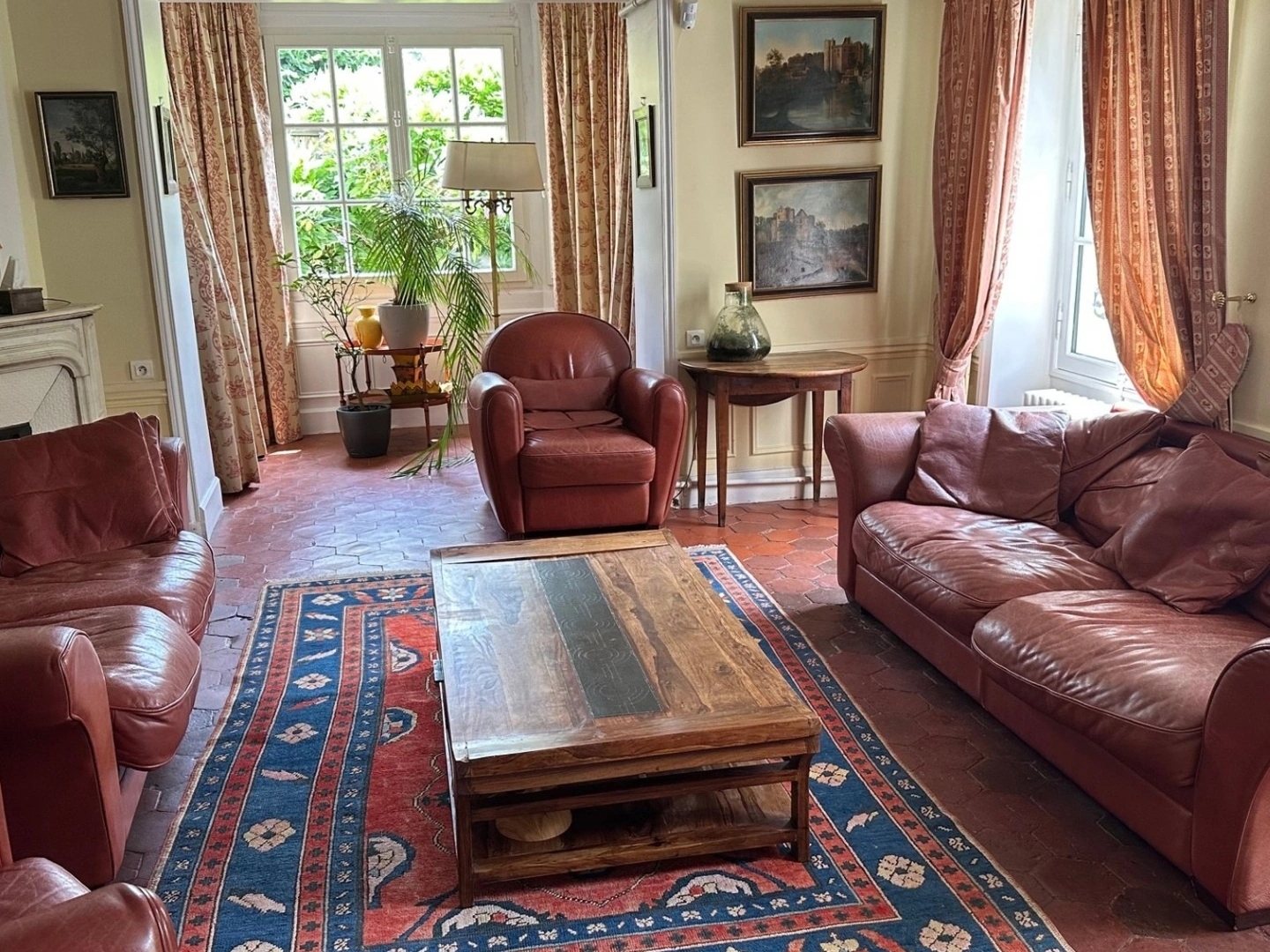 Maison 10 pièces 218 m²