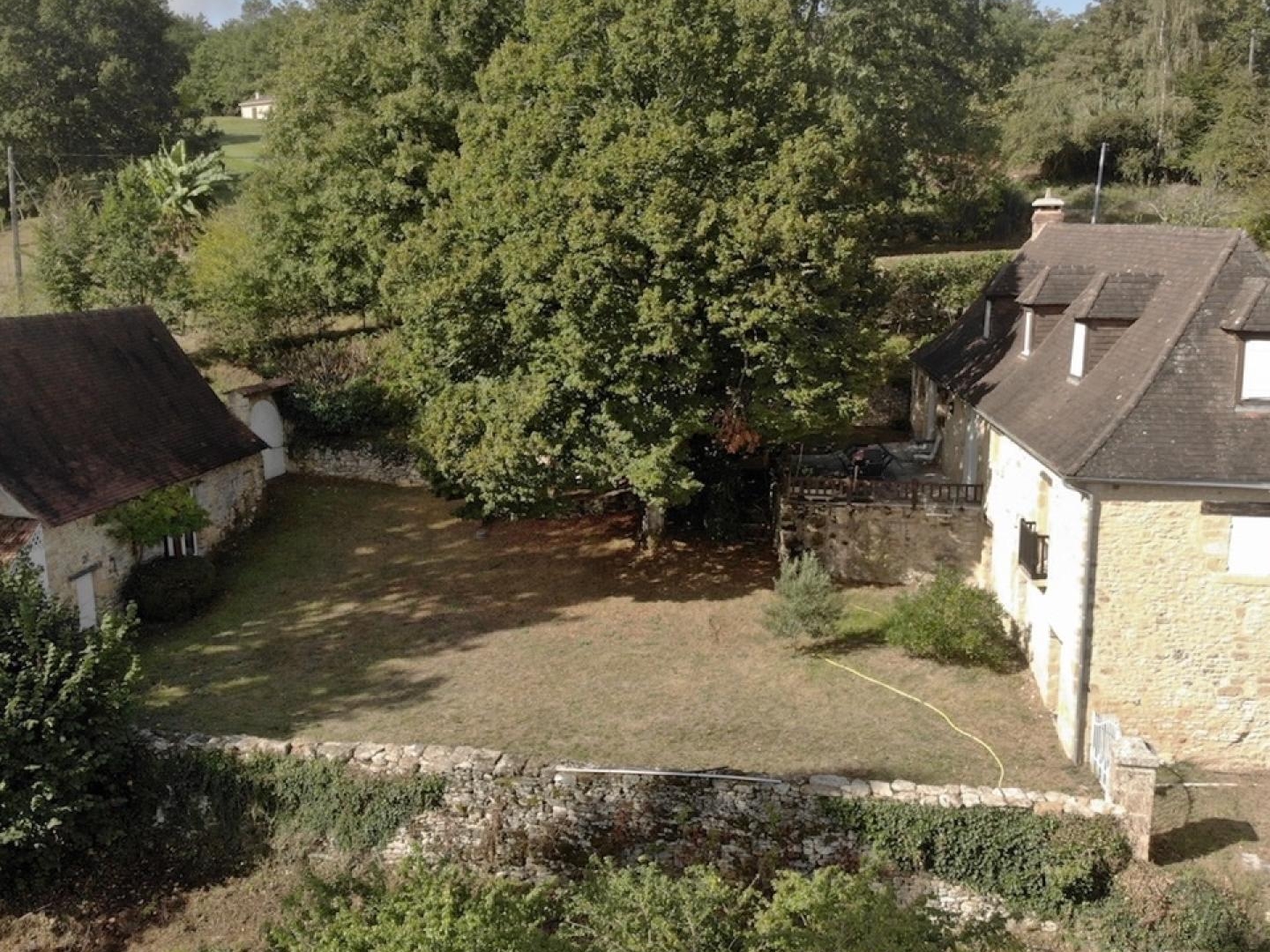 Maison à vendre - 6 pièces - 154m2 - Plazac (24580)