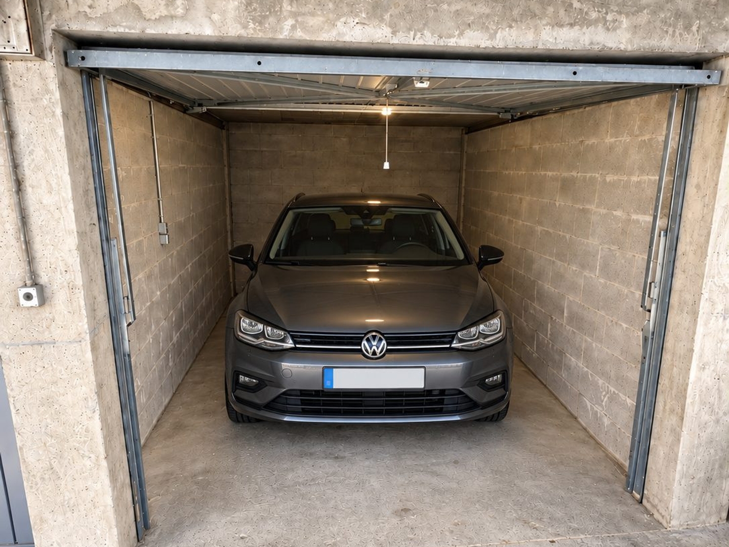 Garage sécurisé en résidence privée - Centre Annemasse