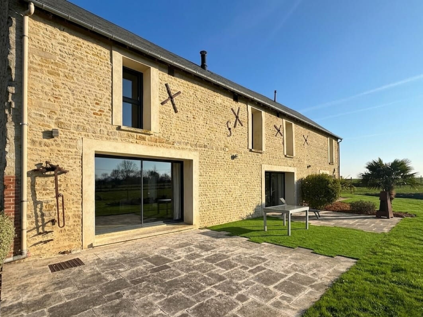 Maison à vendre - 7 pièces - 250m2 - Fontenay-Le-Pesnel (14250)