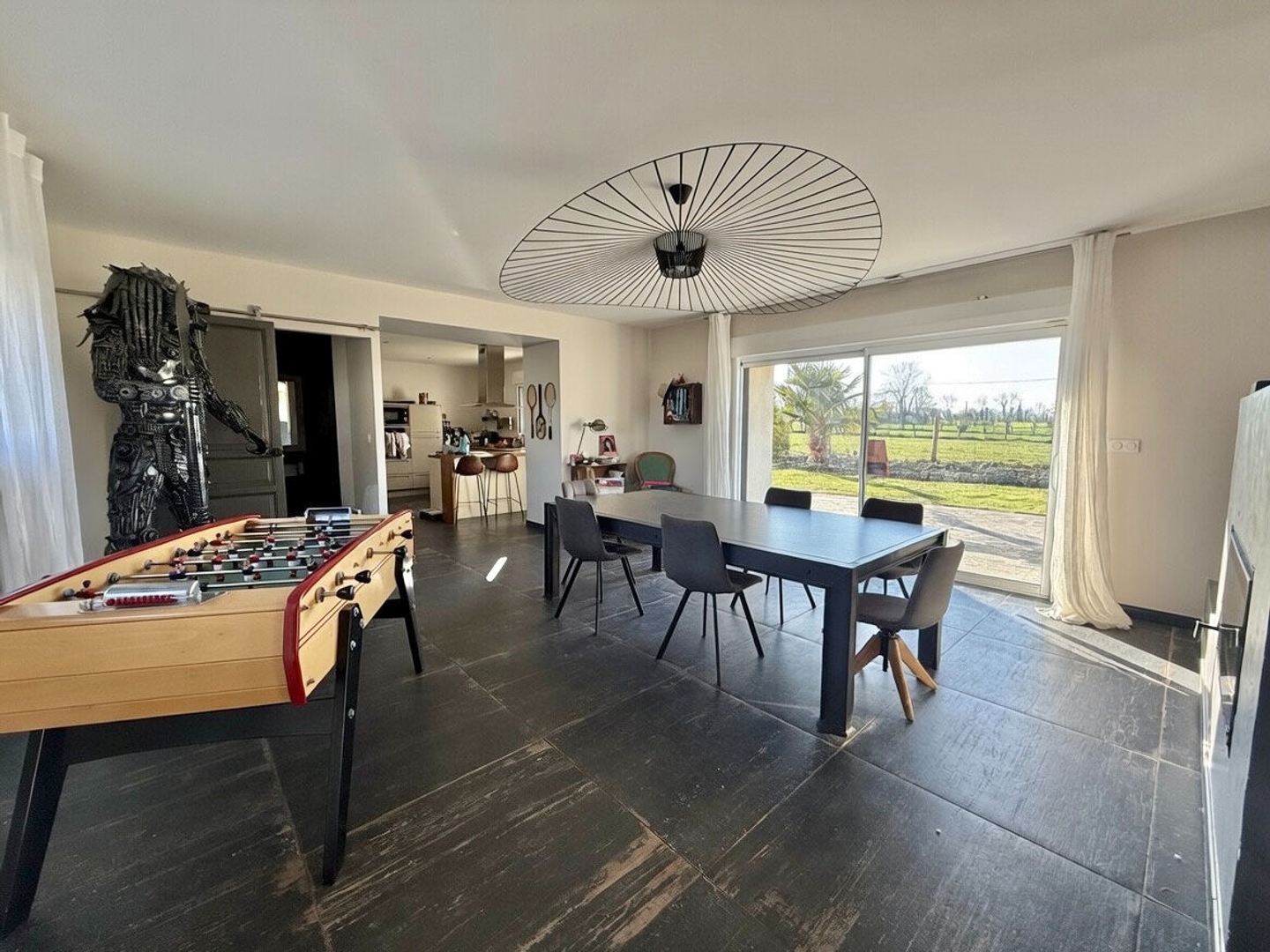 Maison à vendre - 7 pièces - 250m2 - Fontenay-Le-Pesnel (14250)