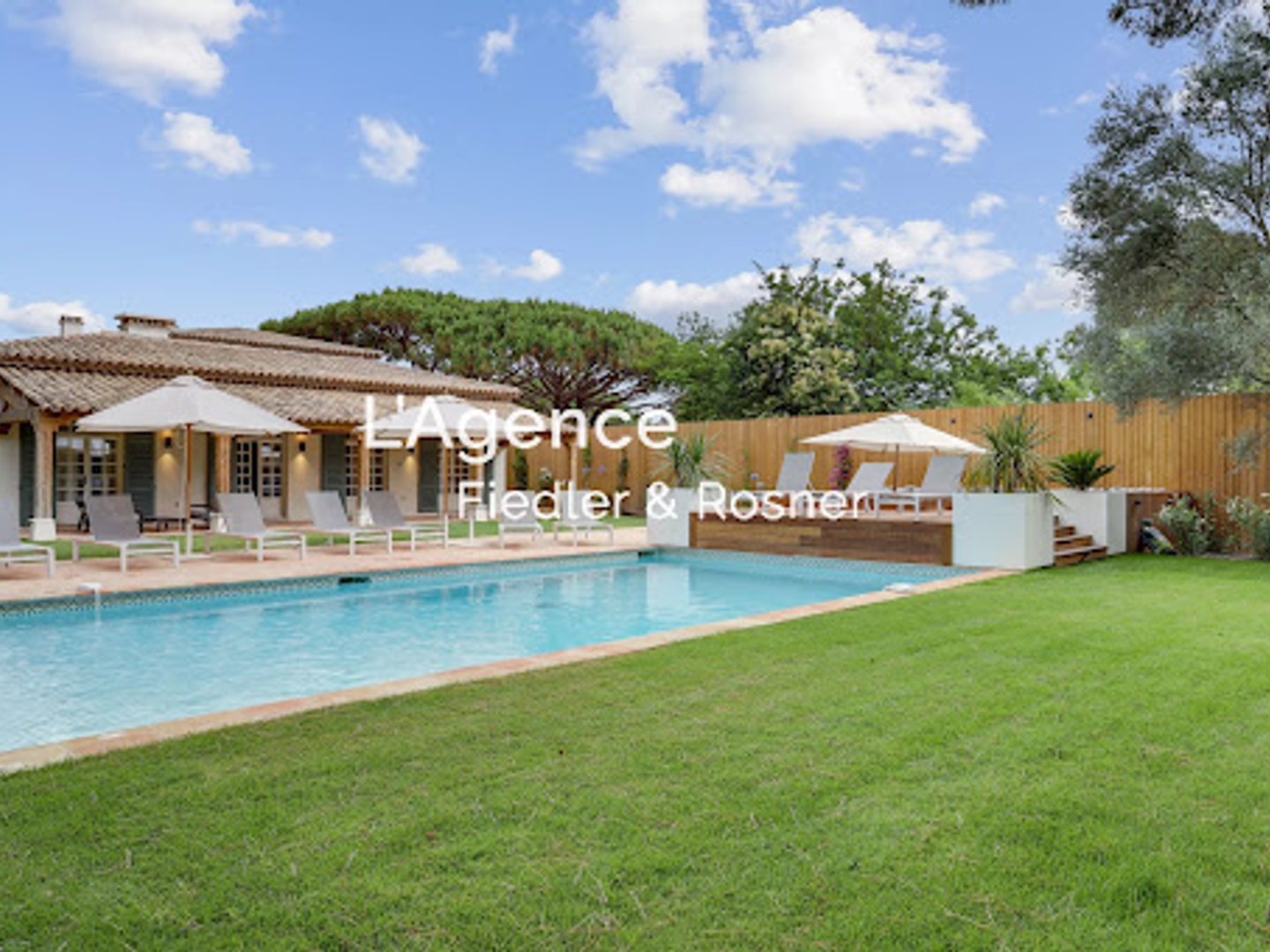 Maison à vendre - 9 pièces - 300m2 - Ramatuelle (83350)